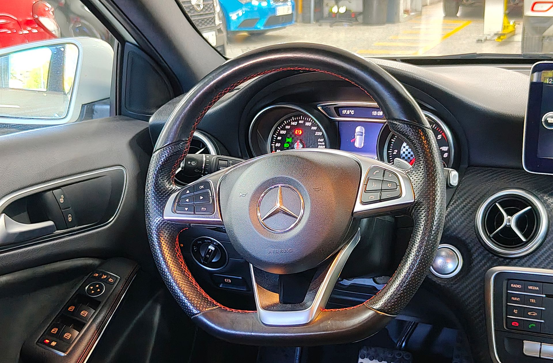 Mercedes-Benz Clase A 200 d Pack AMG - foto 33