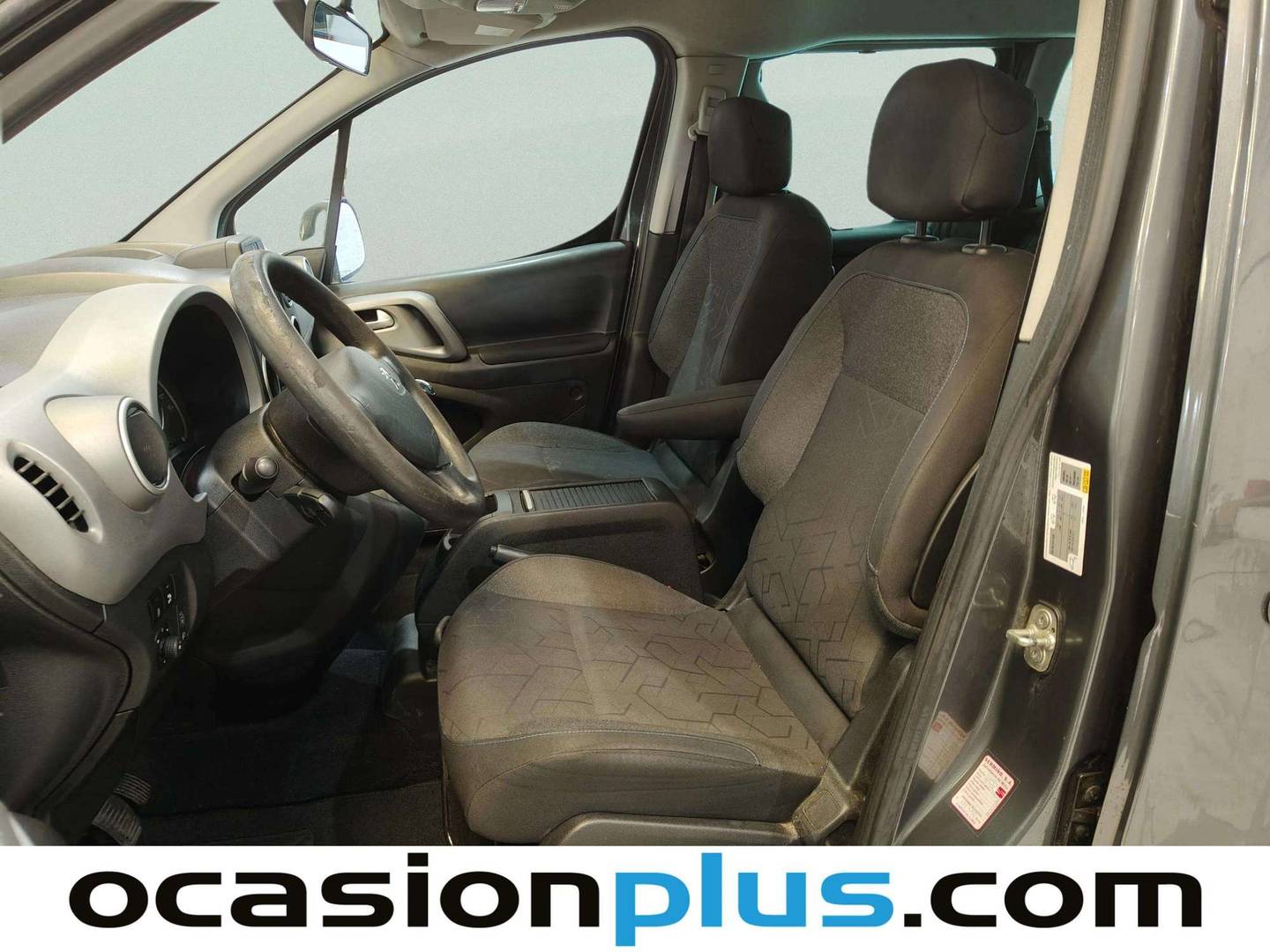 Foto asientos delanteros Peugeot Partner Peugeot Partner Tepee Combi BlueHDI 100 Style (100 CV)