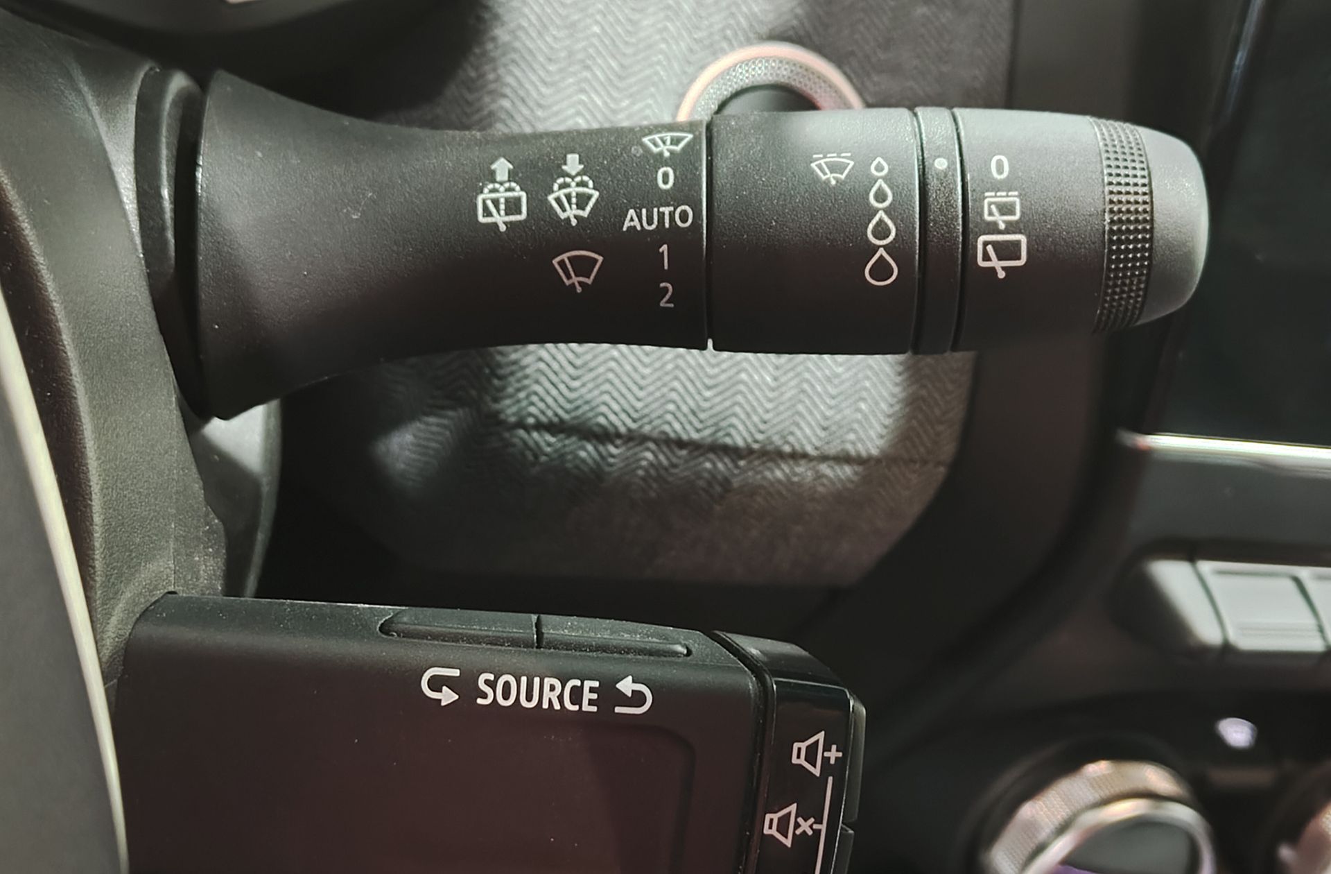 Renault Clio Techno TCe - foto 27