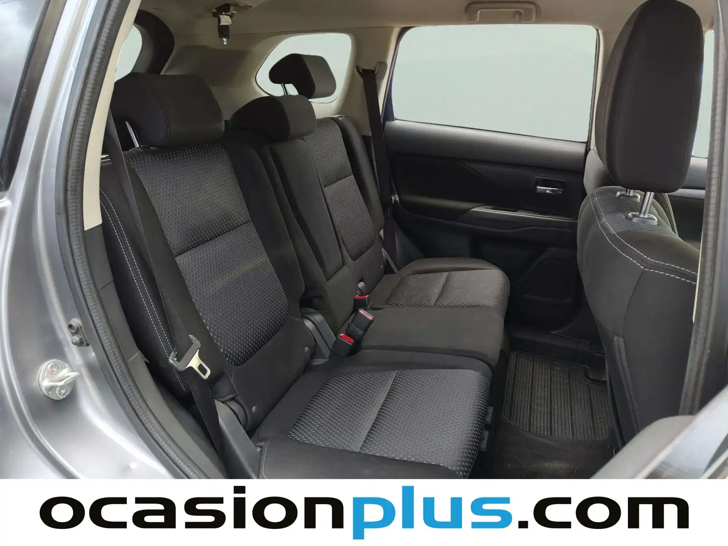 Foto Mitsubishi Outlander Mitsubishi Outlander 220 DI-D Motion 2WD (150 CV)