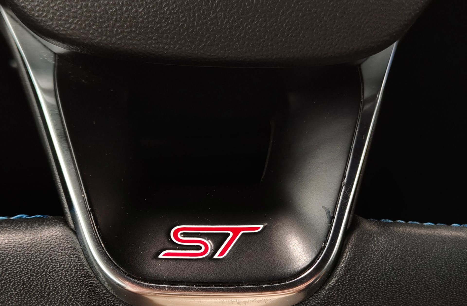 Ford Fiesta 1.5 EcoBoost ST - foto 25