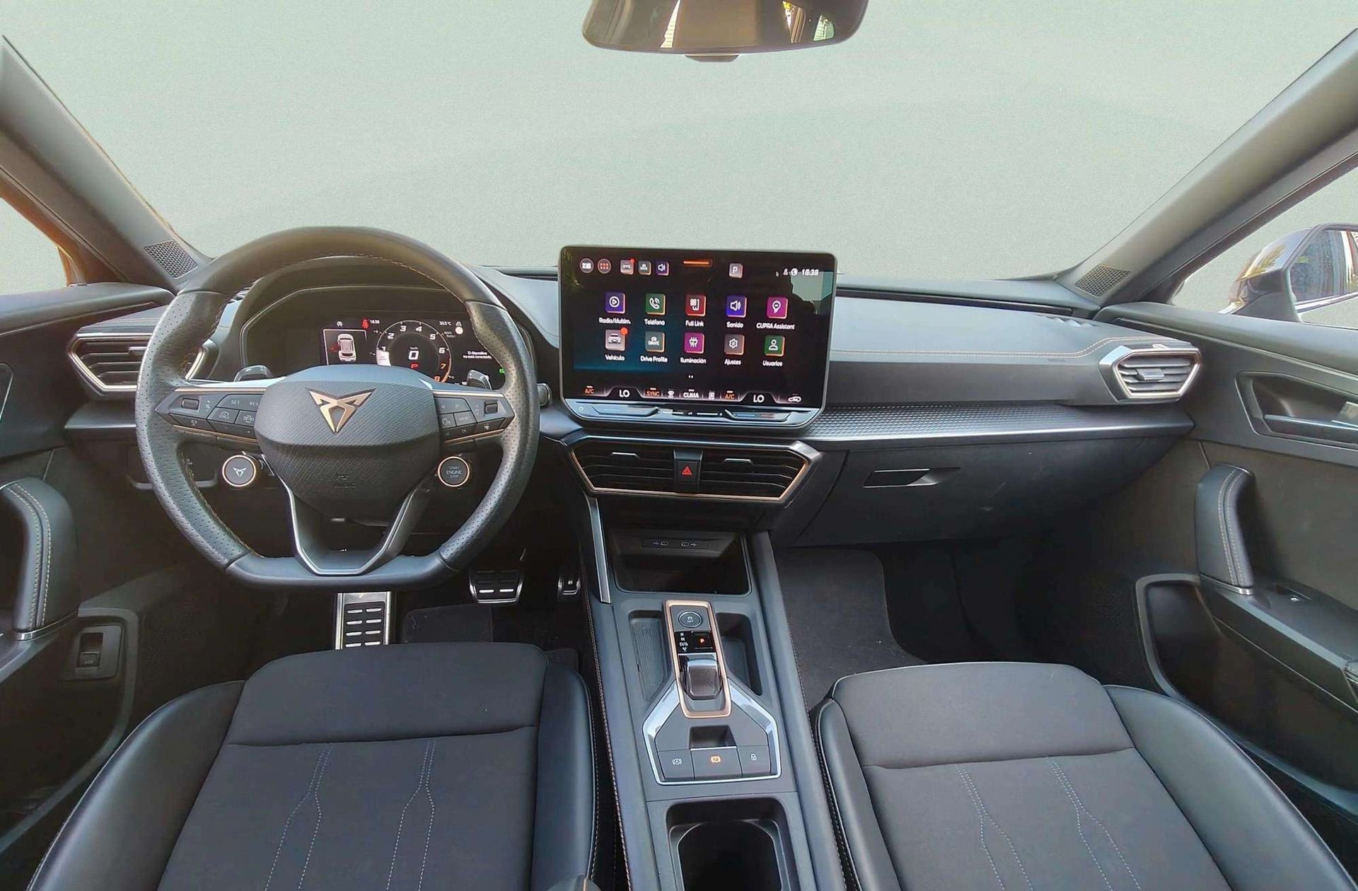 Cupra Formentor 1.5 eTSI DSG - foto 8