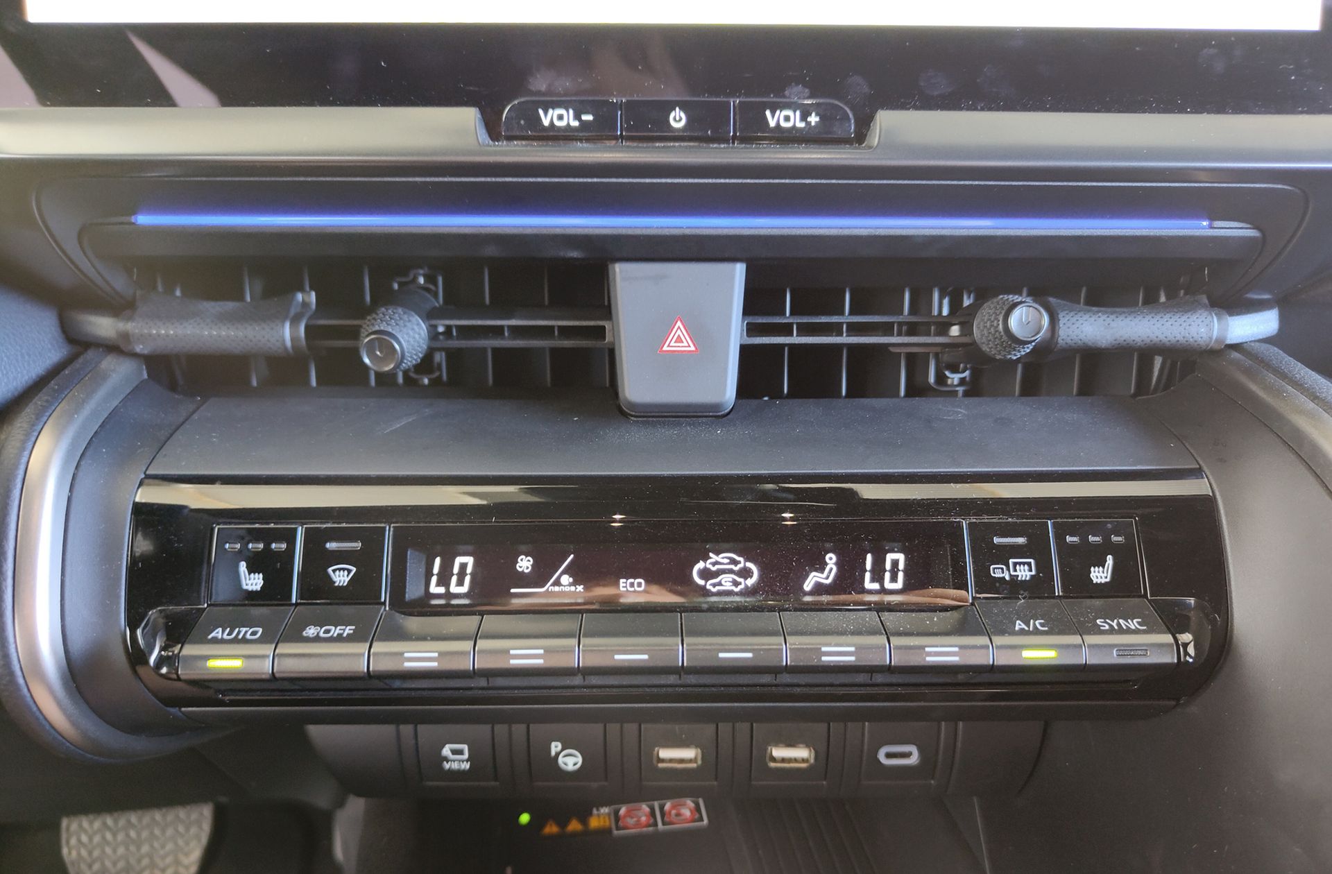 Toyota C-HR 200H Premiere Edition - foto 30