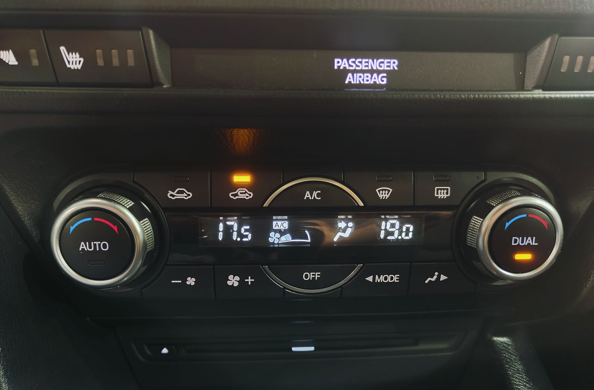 Mazda Mazda3 2.0 GE Luxury - foto 32