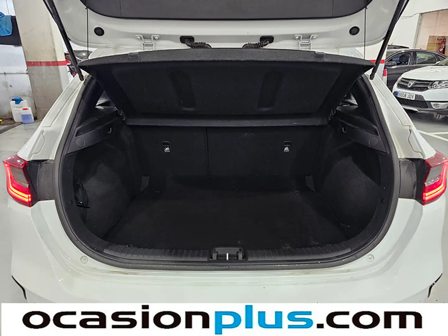 Foto KIA Ceed Kia Ceed 1.6 MHEV iMT Drive (136 CV)