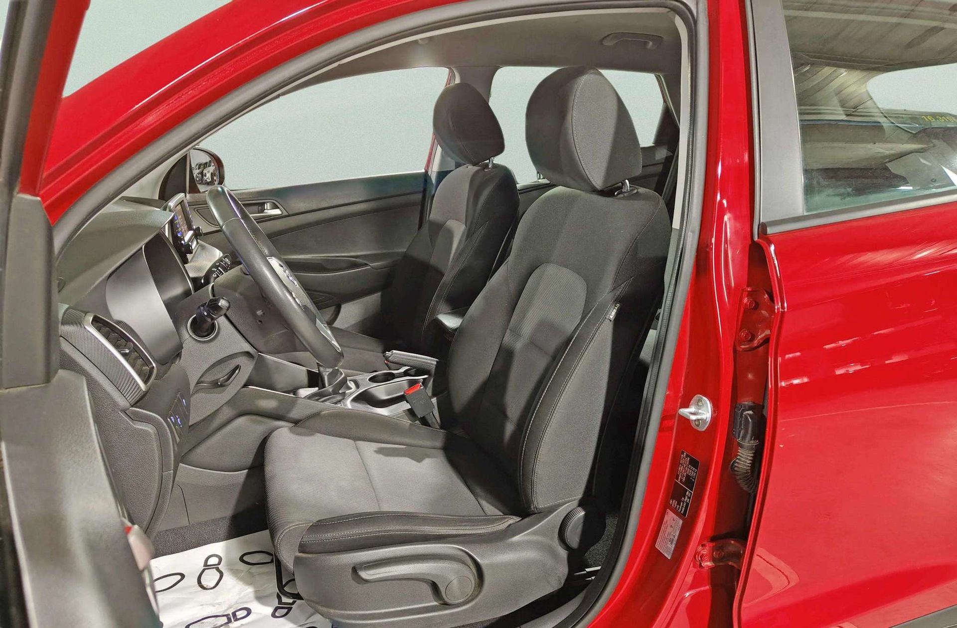 Hyundai Tucson 1.6 GDI BlueDrive Essence 4x2 - foto 10