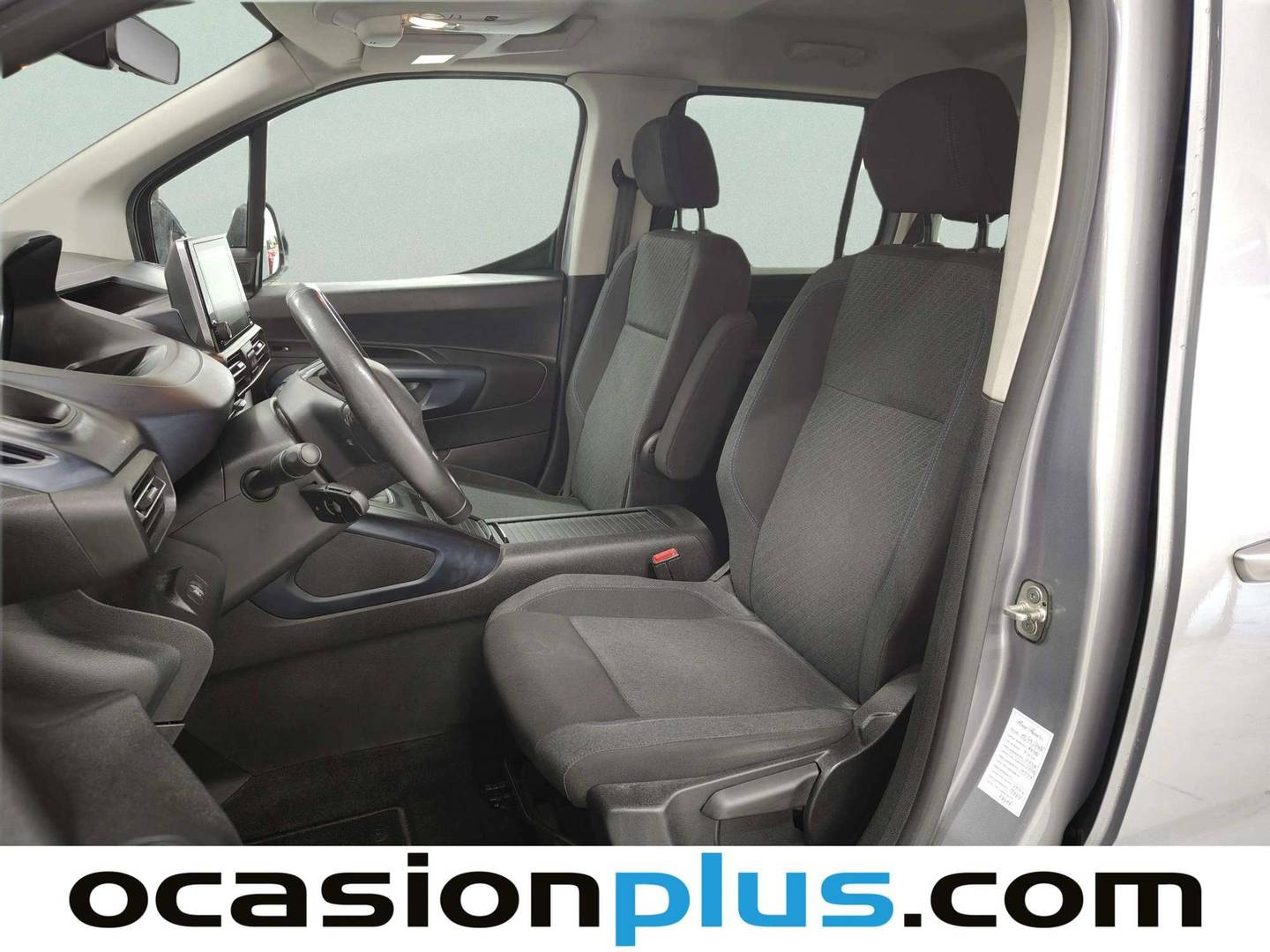 Foto asientos delanteros Peugeot Rifter Peugeot Rifter BlueHDi 130 S&S Allure Standard (130 CV)