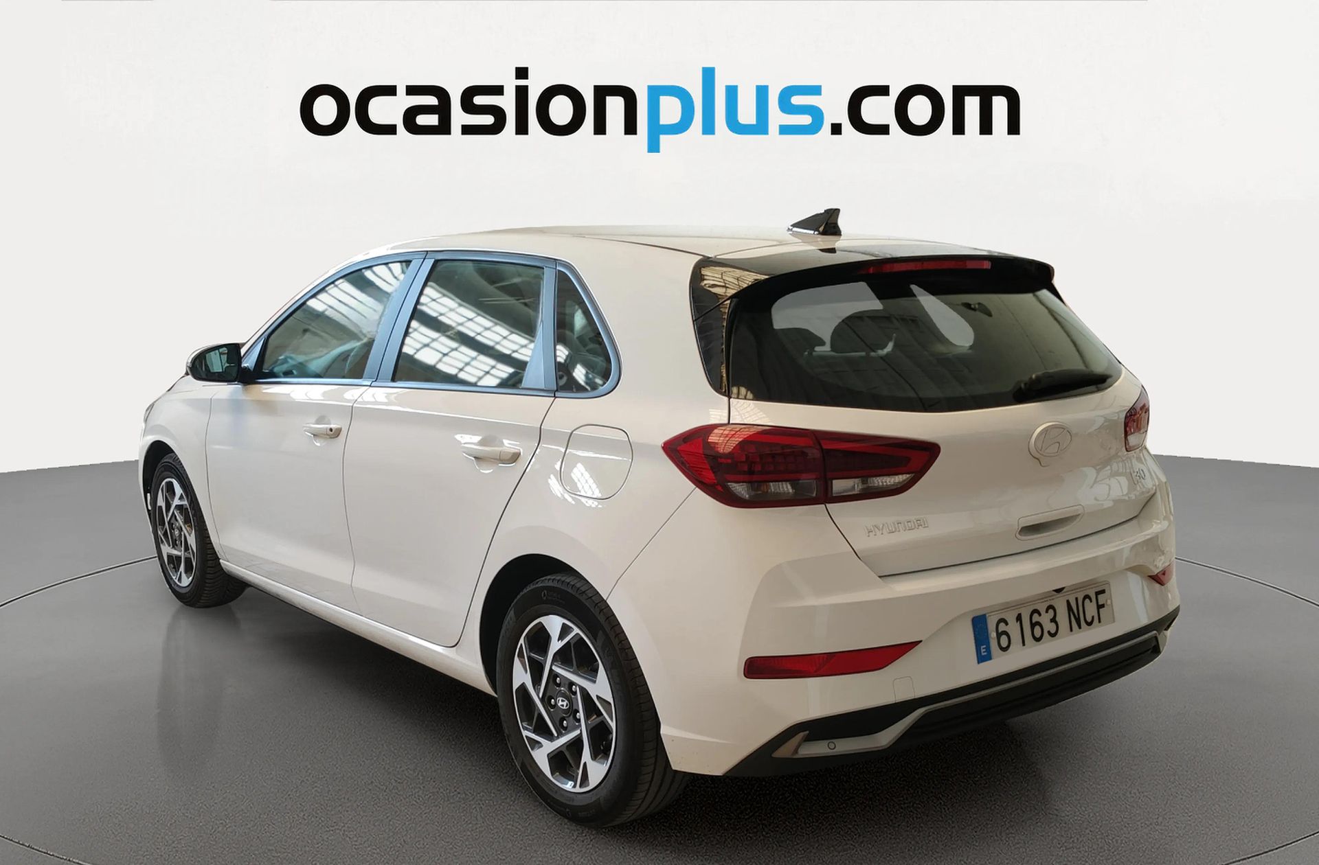 Hyundai i30 1.5 DPI Klass - foto 4