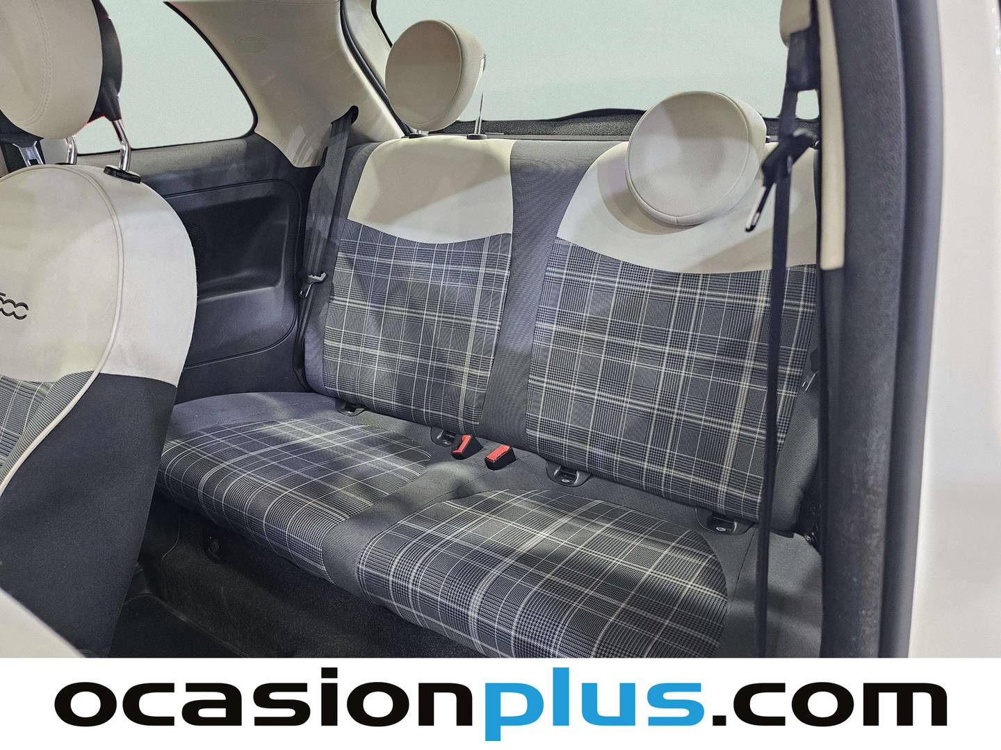 Foto asientos traseros Fiat 500 Fiat 500 Lounge 1.2 8v (69 CV)