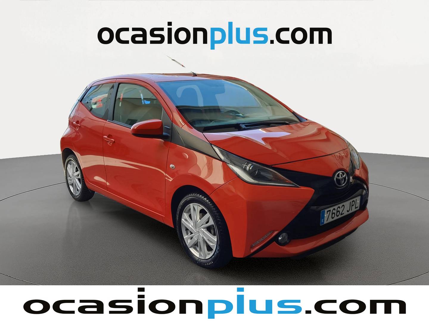 Foto delantera Toyota Aygo Toyota Aygo 1.0 70 x-play (69 CV) derecha