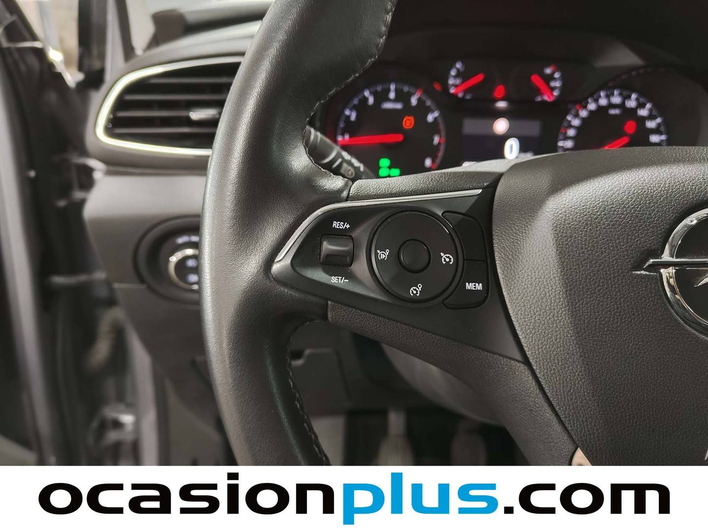 Foto Opel Grandland X Opel Grandland X 1.5 CDTi Selective (130 CV)