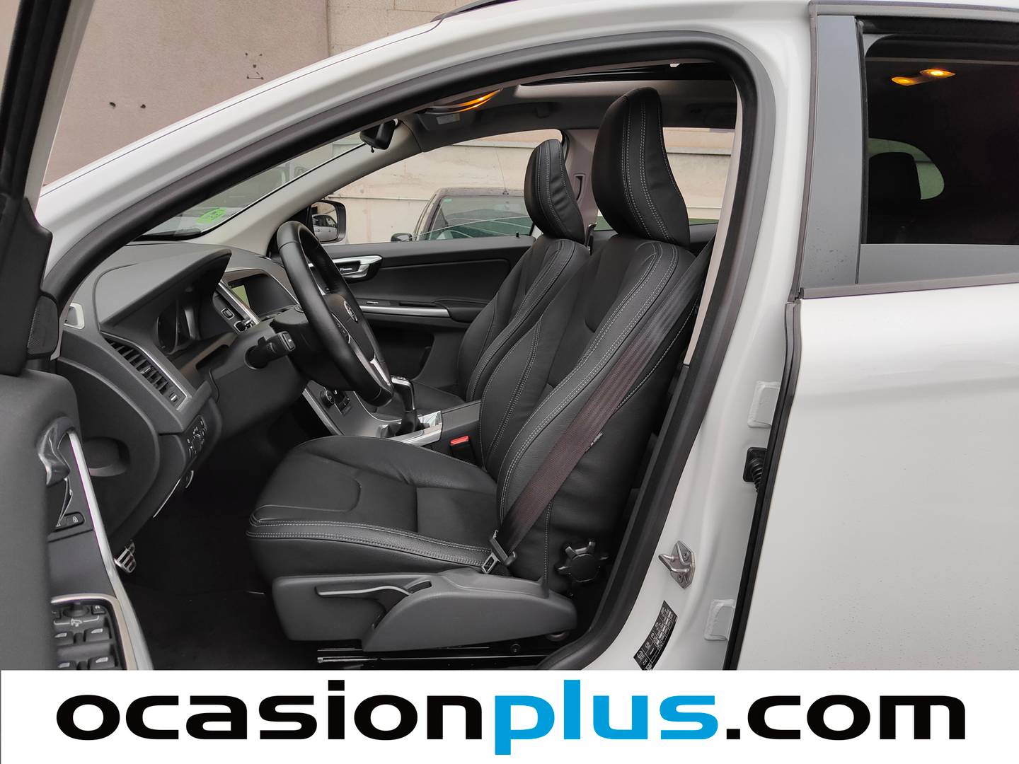 Foto Volvo XC60 Volvo XC60 D3 Kinetic  (150 CV)