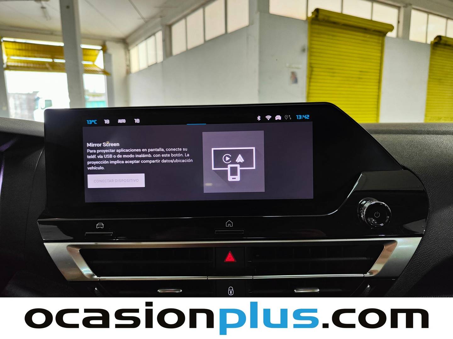 Foto Citroën C4 X Citroen C4 X PureTech 130 S&S Plus EAT8 (131 CV)