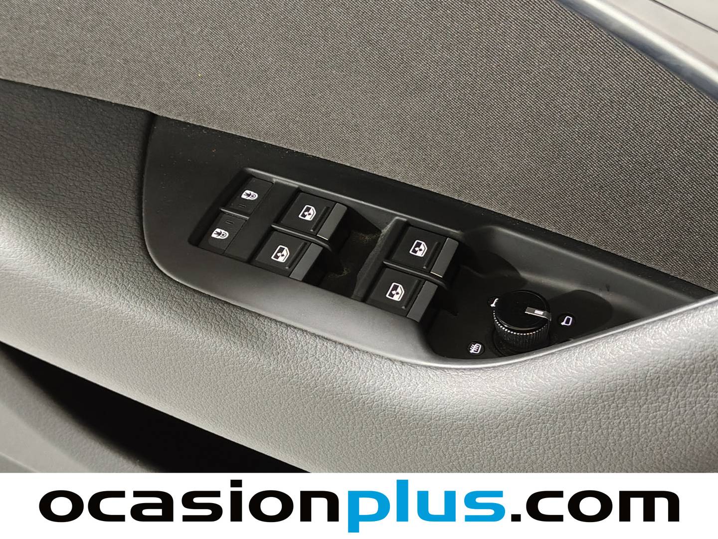 Foto Audi A6 Audi A6 Avant TFSIe Sport 50 TFSIe quattro-ultra (299 CV)