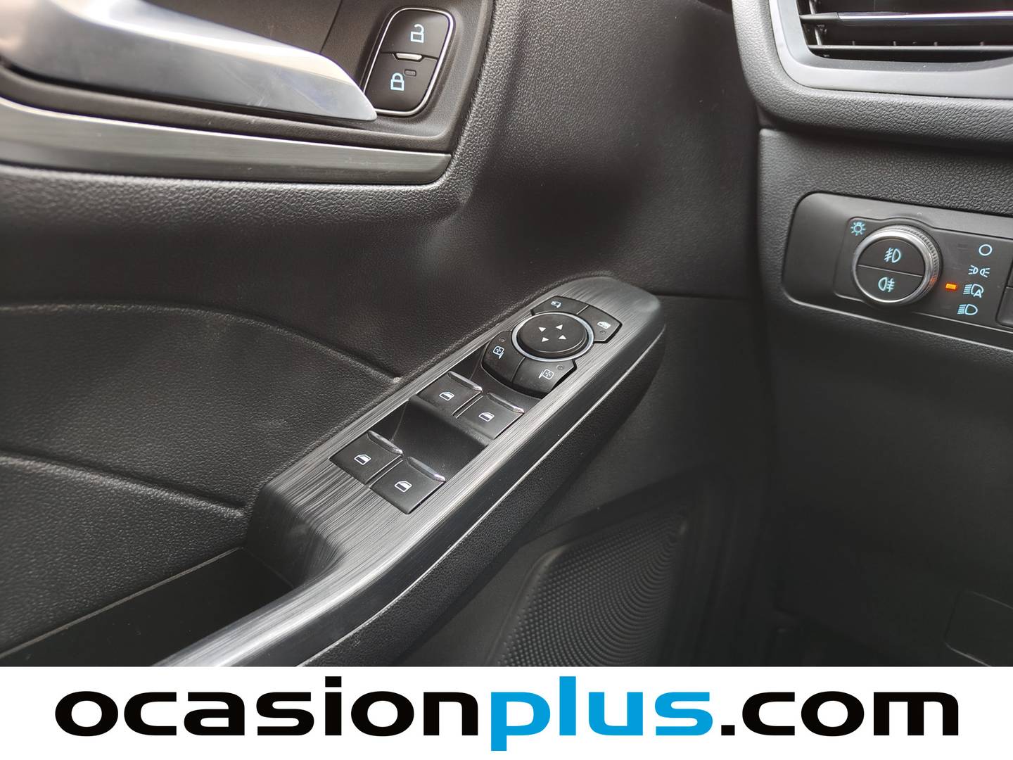 Foto Ford Kuga Ford Kuga 2.5 Duratec FHEV Titanium Auto (190 CV)