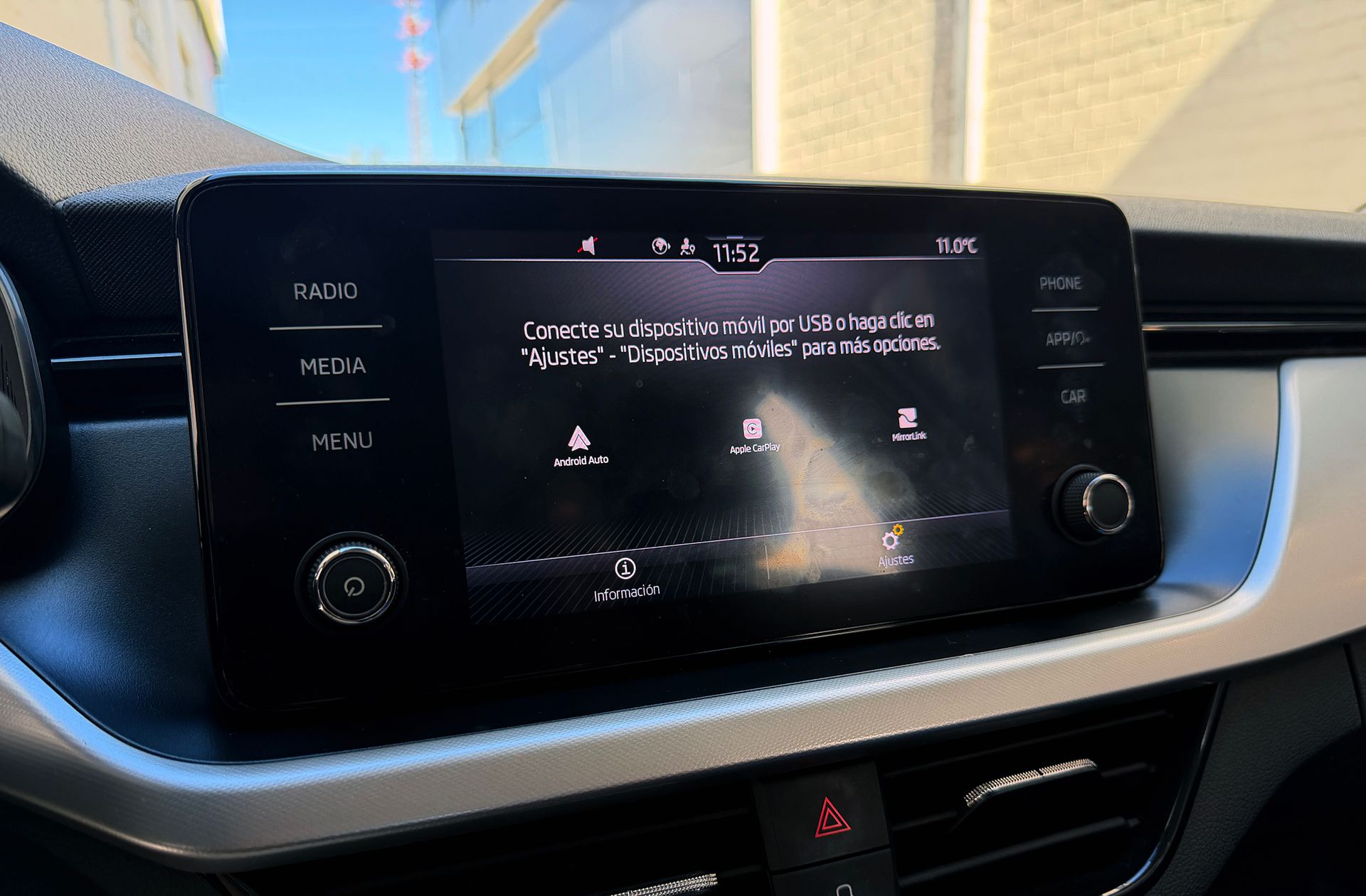 Škoda Kamiq 1.0 TSI Ambition - foto 8