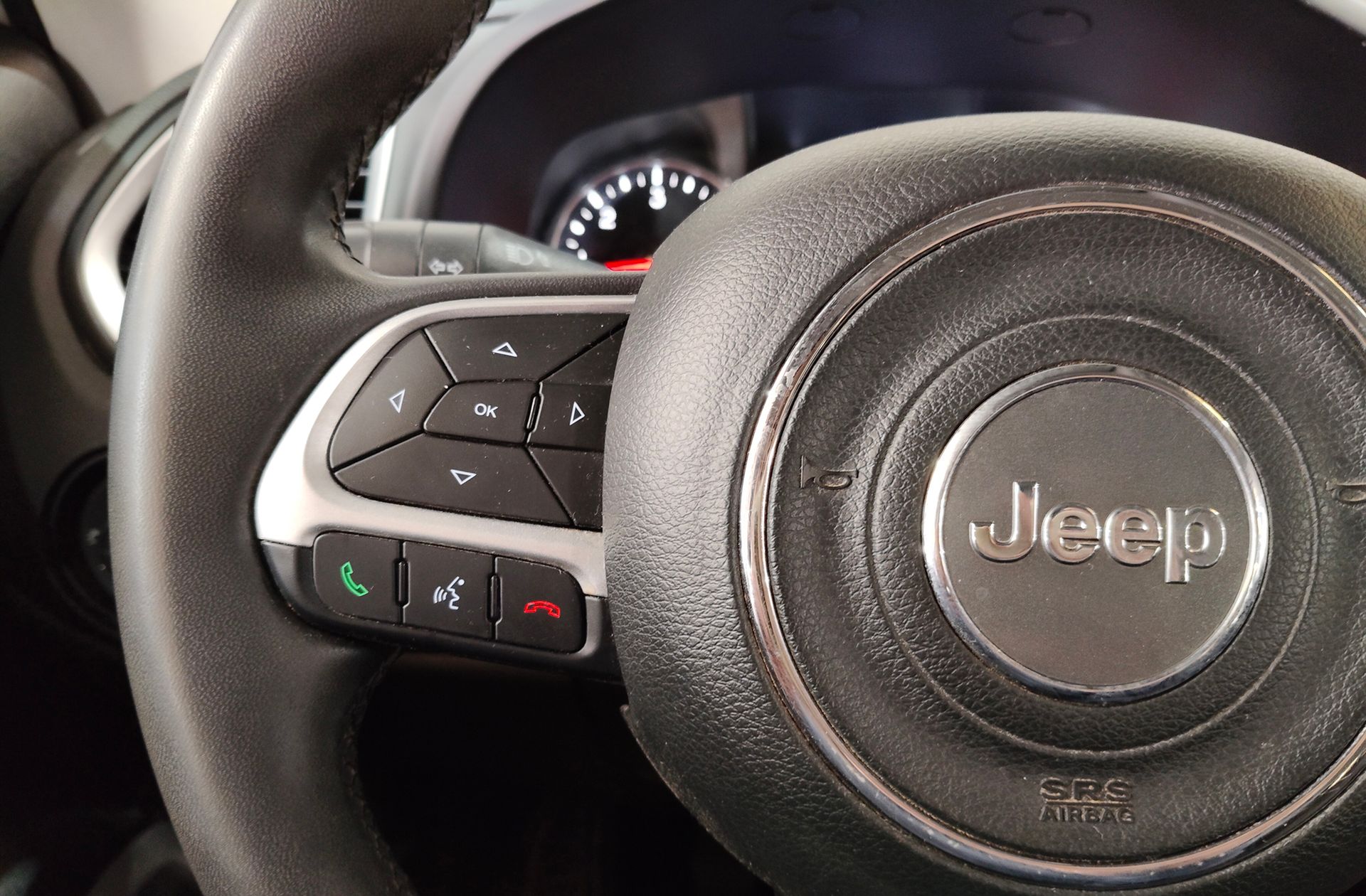 Jeep Renegade 2.0 MultiJet Longitude Active Drive 4x4 - foto 24