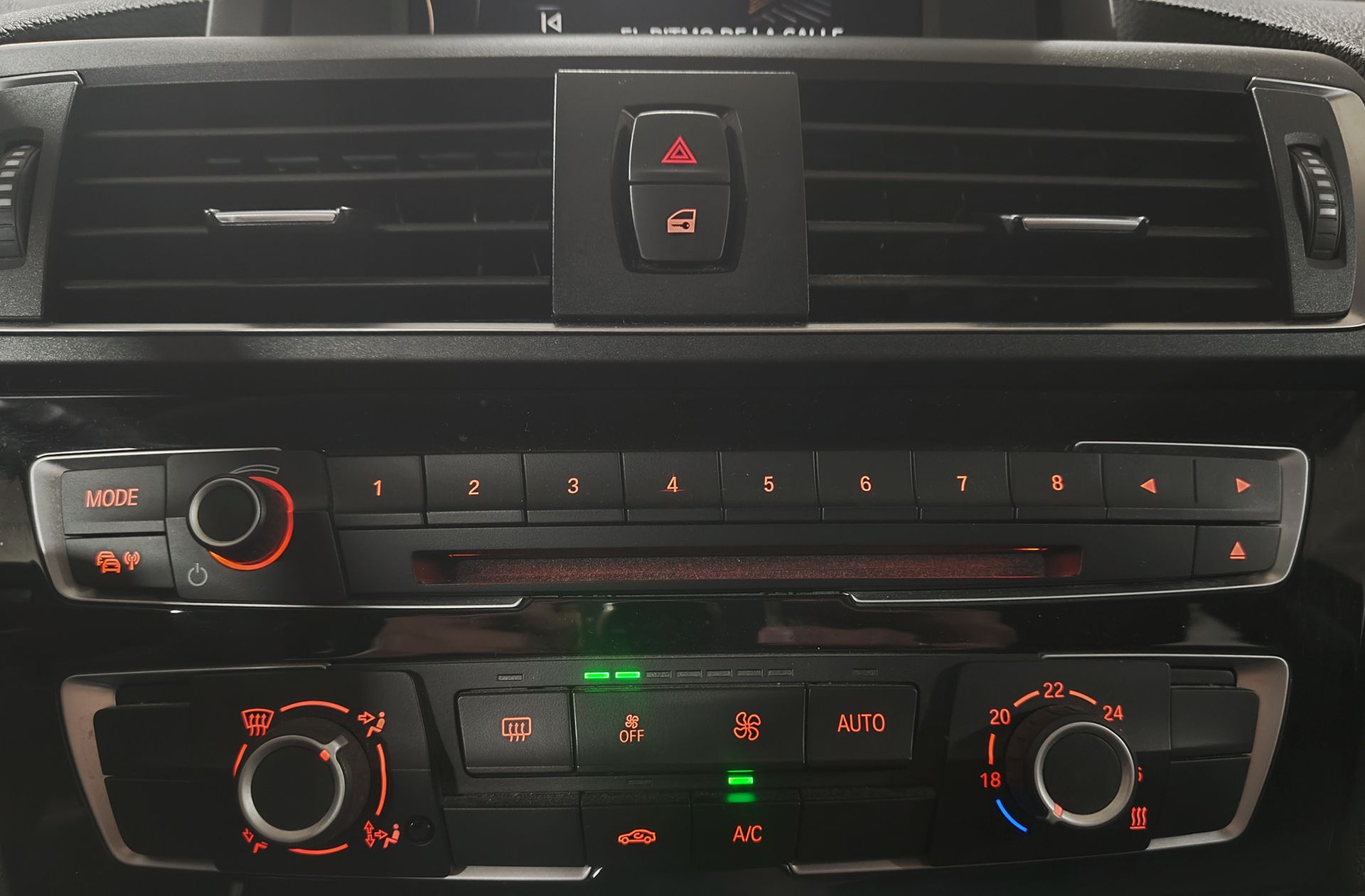 BMW Serie 1 116d - foto 32