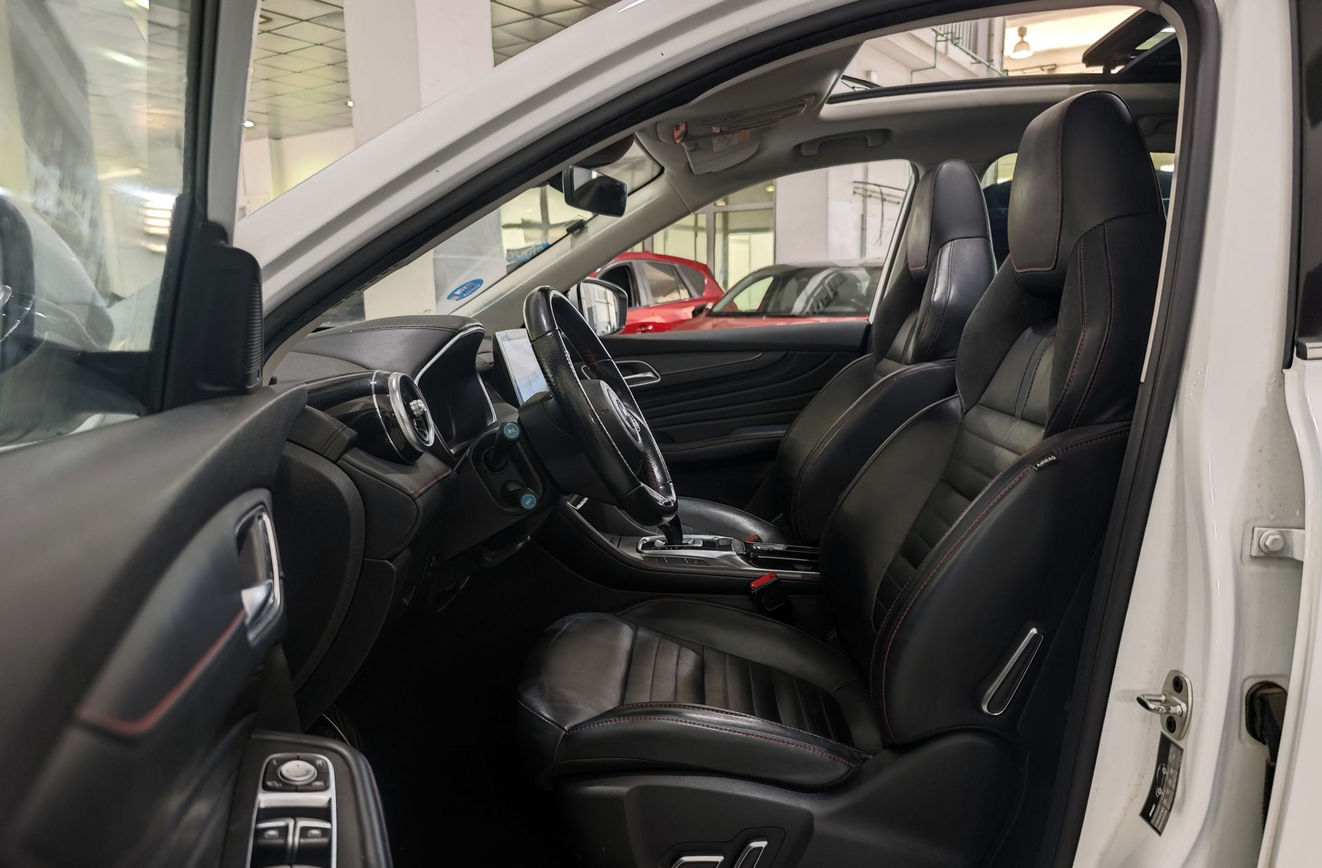 MG eHS 1.5 T-GDi PHEV Luxury - foto 13