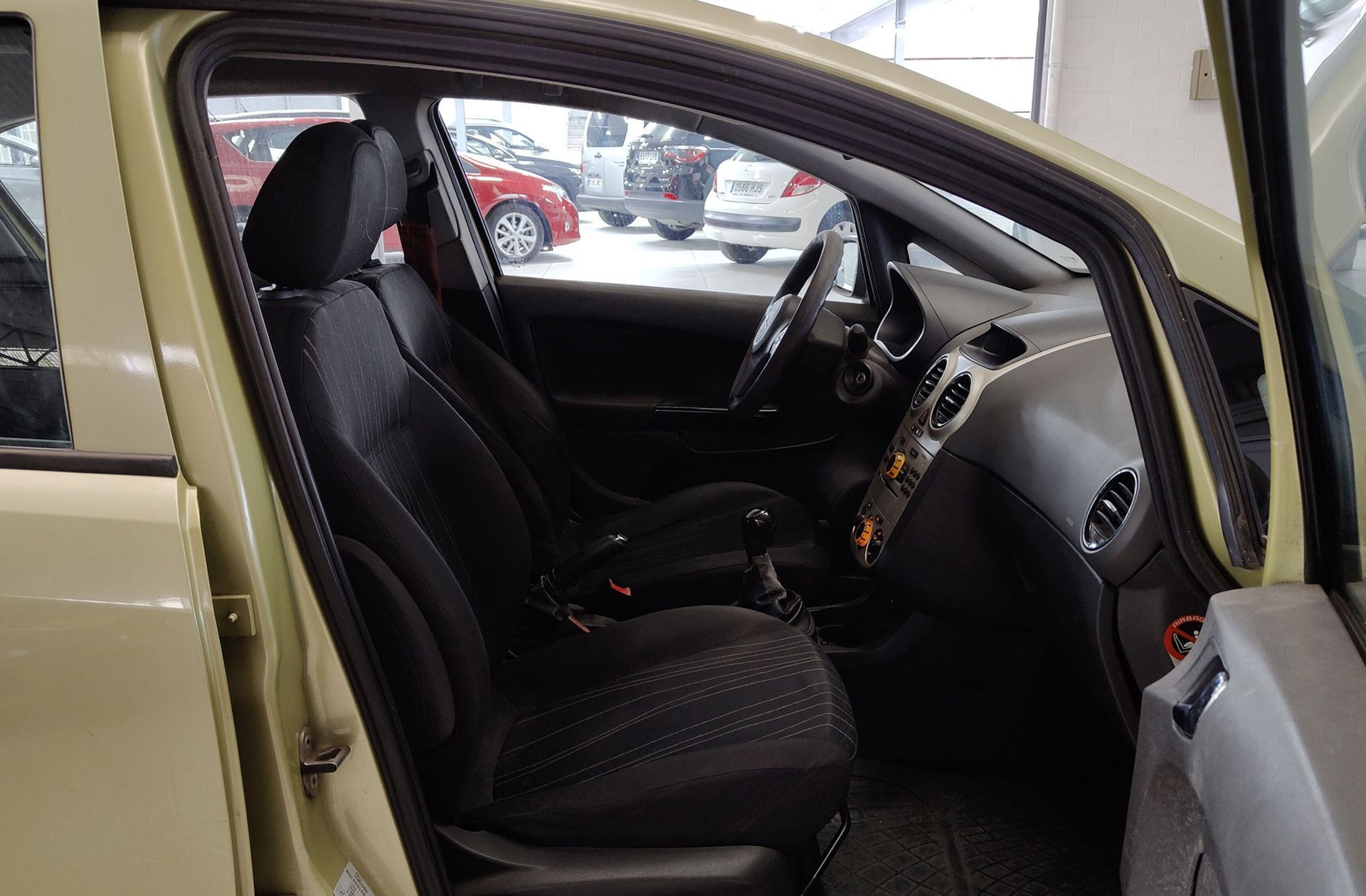 Opel Corsa 1.3 CDTI Enjoy - foto 13