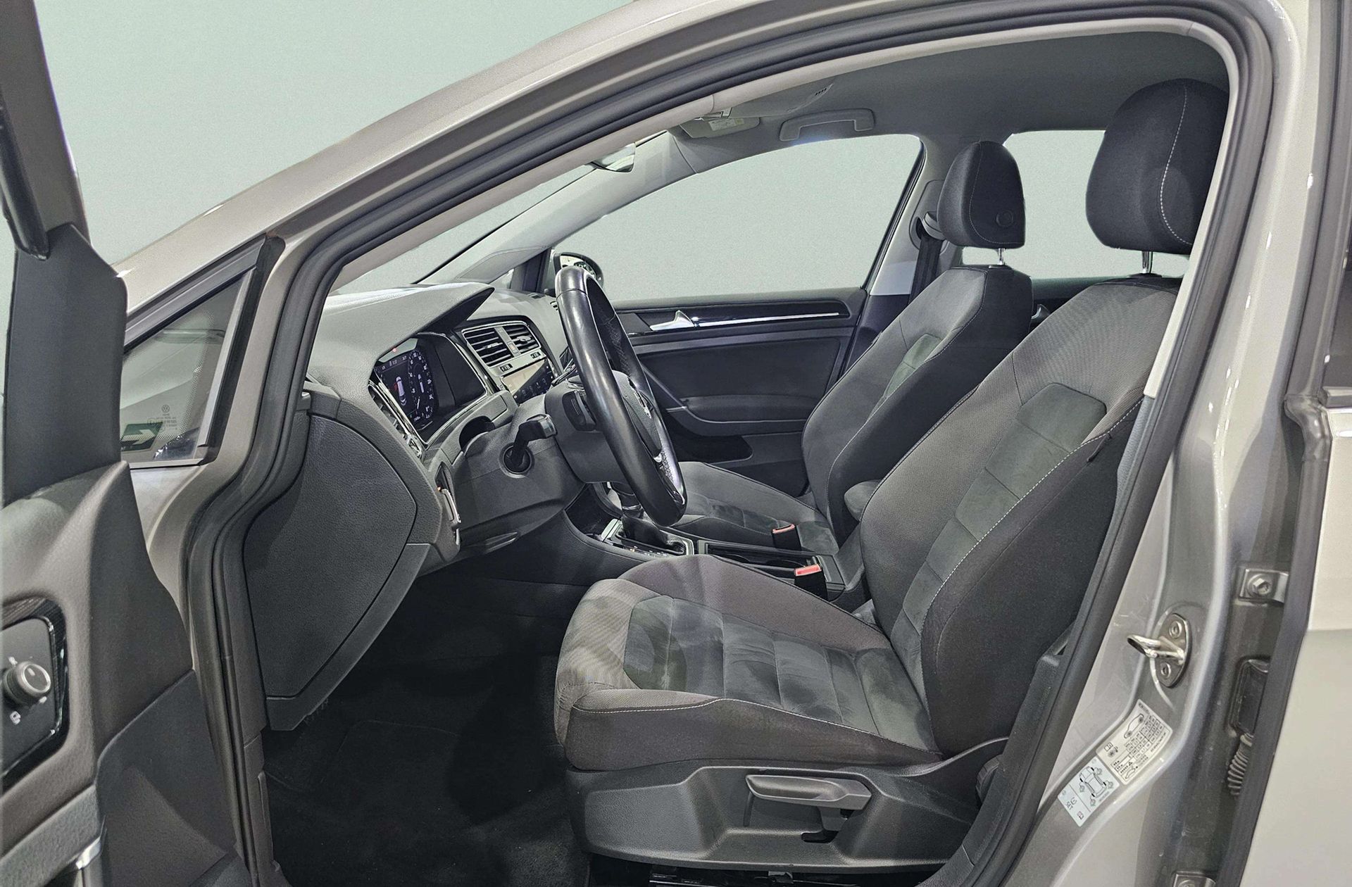 Volkswagen Golf Sport 2.0 TDI DSG - foto 11