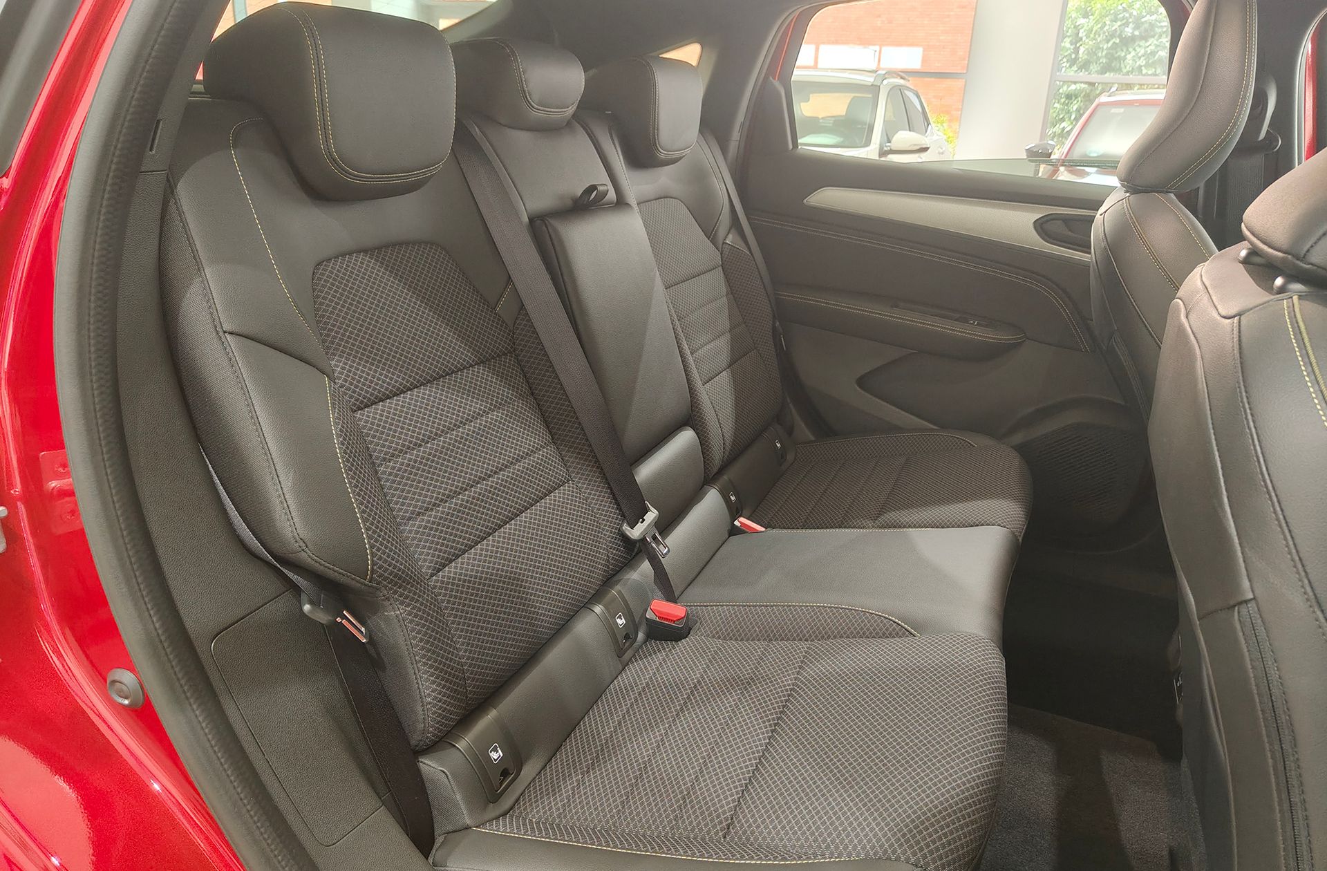 Renault Arkana Techno E-Tech full hybrid - foto 15