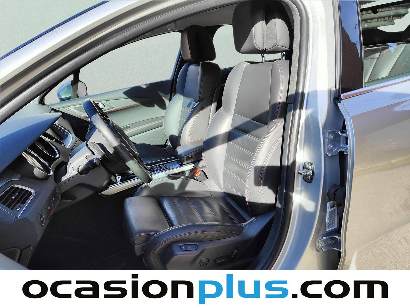 Foto asientos delanteros Peugeot 508 Peugeot 508 BlueHDi 180 S&S GT Auto (180 CV)