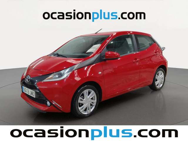 Toyota Aygo 1.0 70 x-play (69 CV) de segunda mano