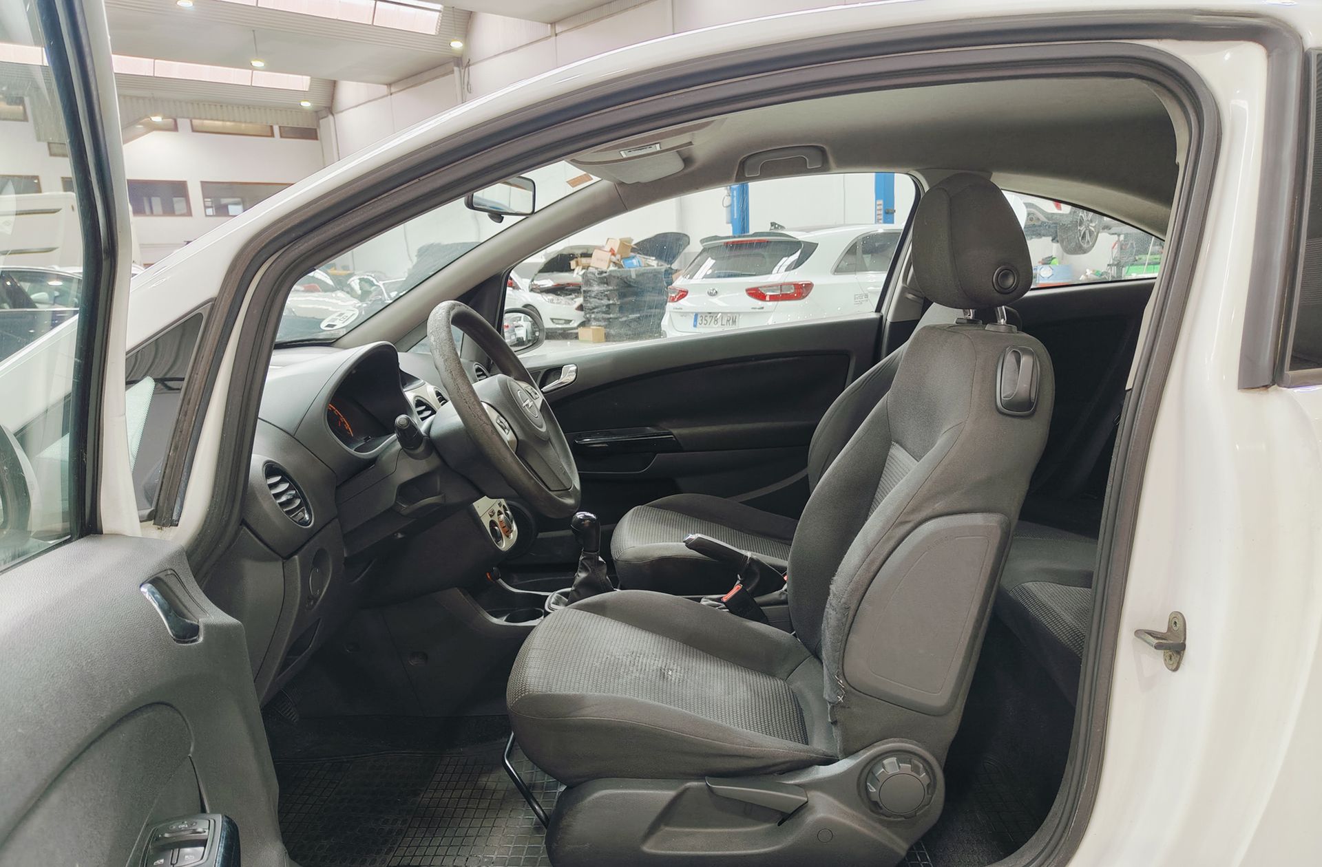 Opel Corsa 1.3 CDTi Essentia - foto 8