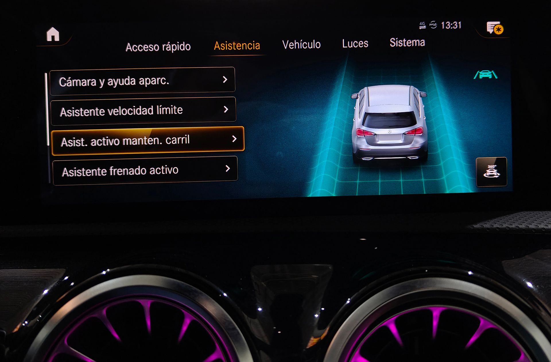 Mercedes-Benz Clase A 220 Pack AMG - foto 16