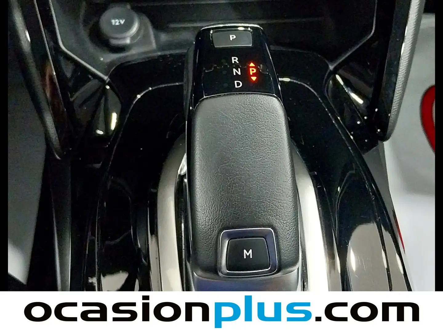 Foto Peugeot 2008 Peugeot 2008 PureTech 130 S&S Allure Pack EAT8 (130 CV)