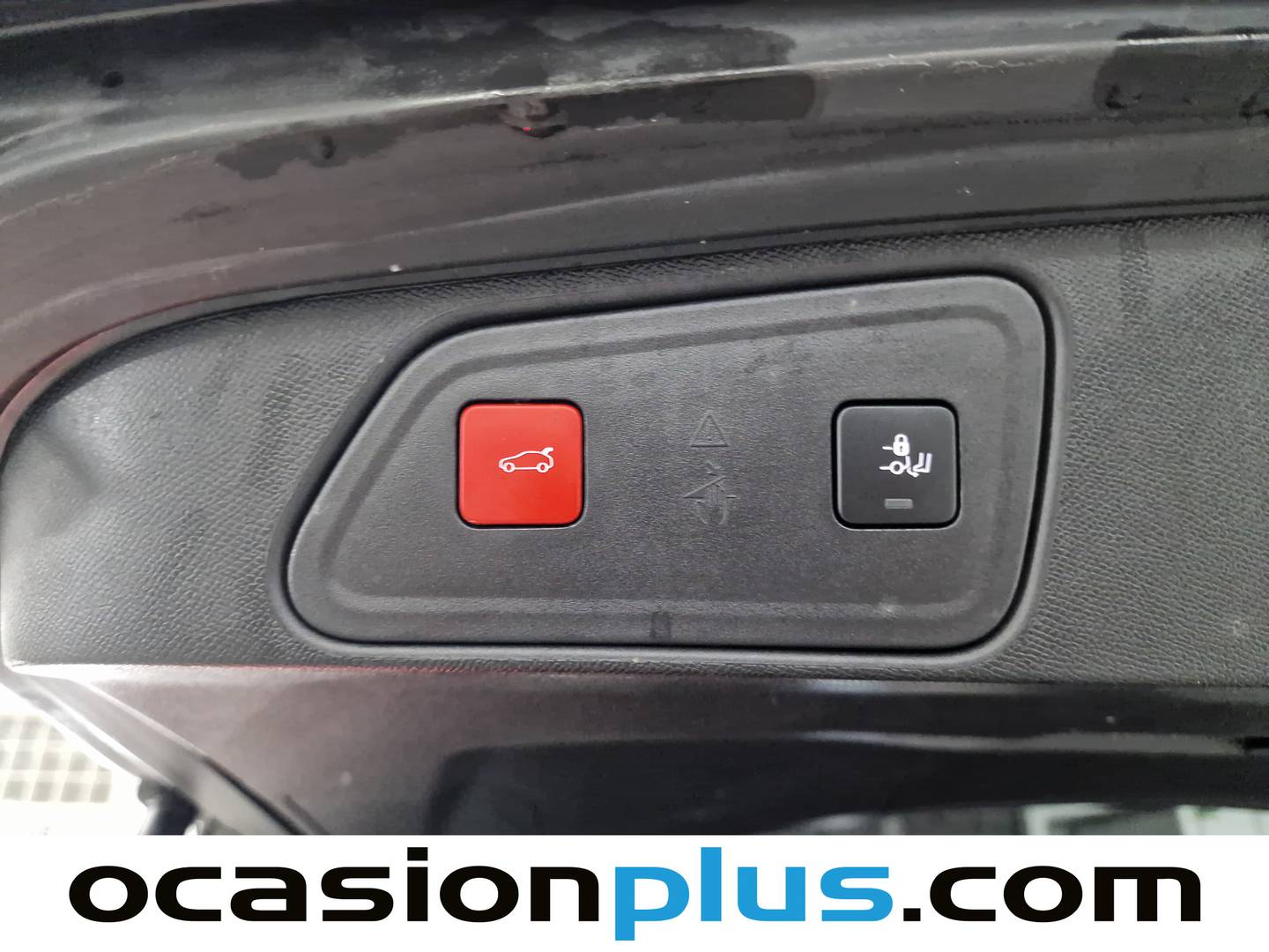 Foto Peugeot 3008 Peugeot 3008 PureTech 130 S&S GT EAT8 (130 CV)