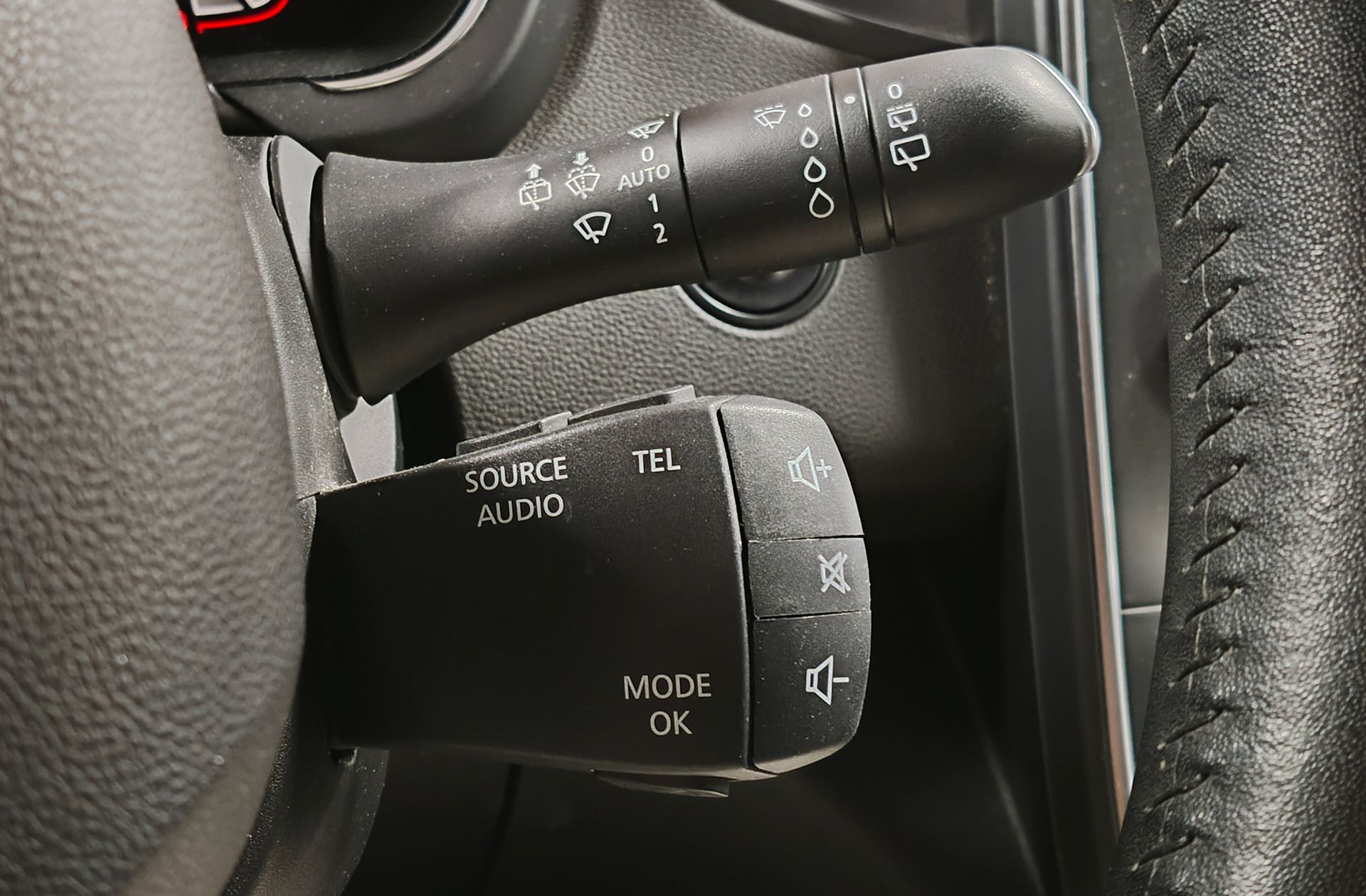 Renault Scénic dCi 110 Energy Intens EDC - foto 24