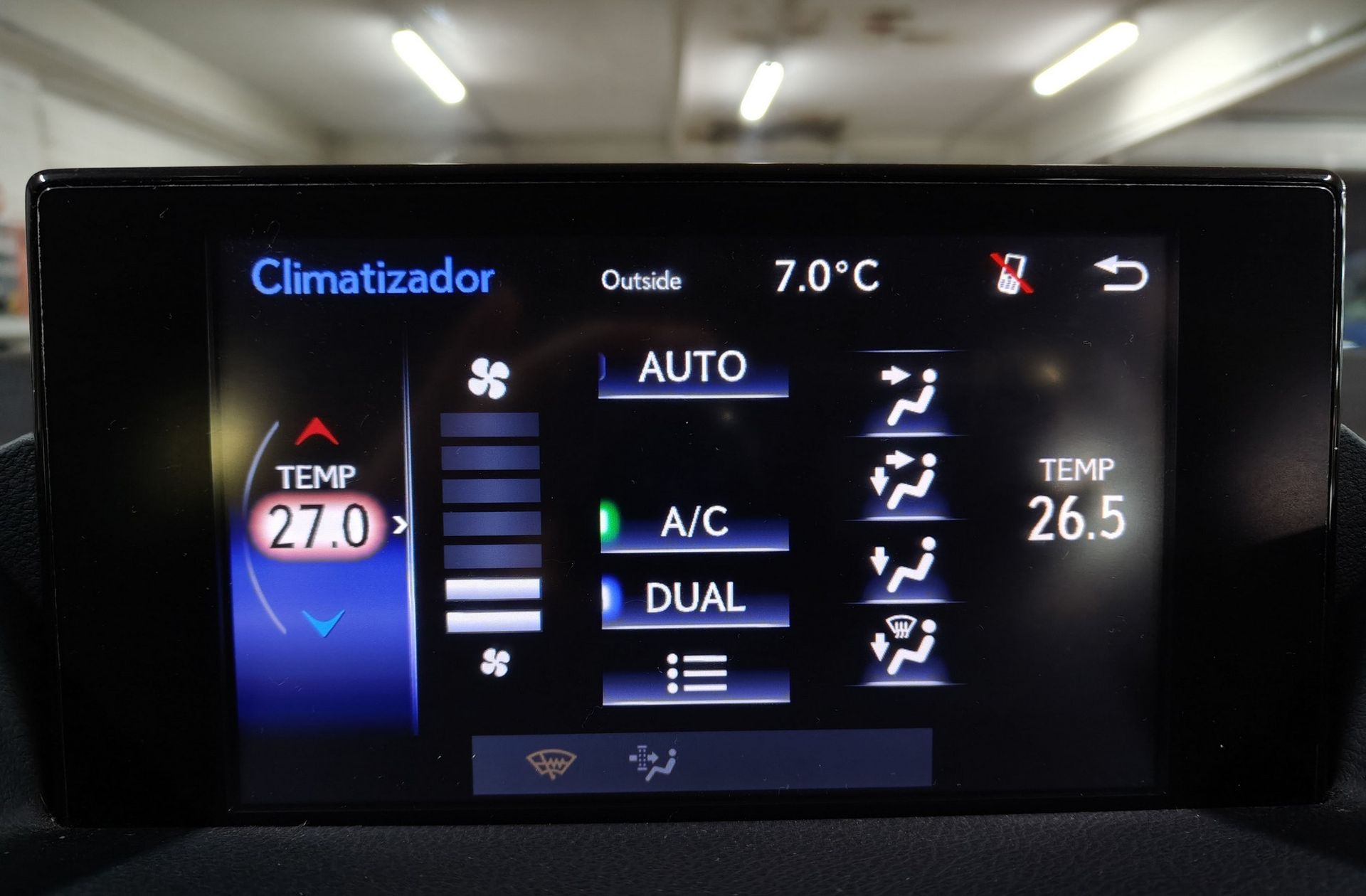 Lexus CT 200h Executive - foto 35