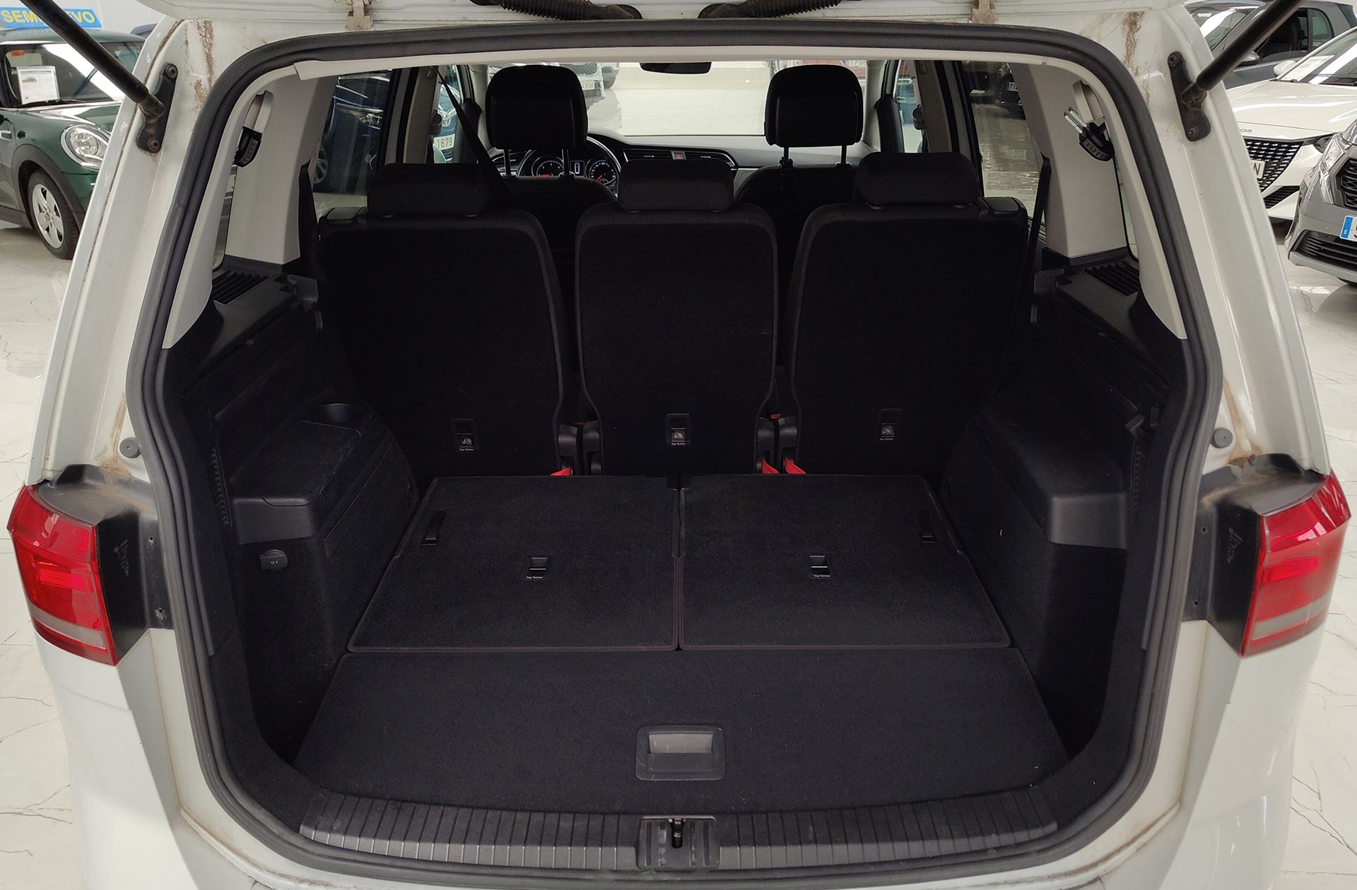 Volkswagen Touran Advance 1.6 TDI 7 plazas - foto 15