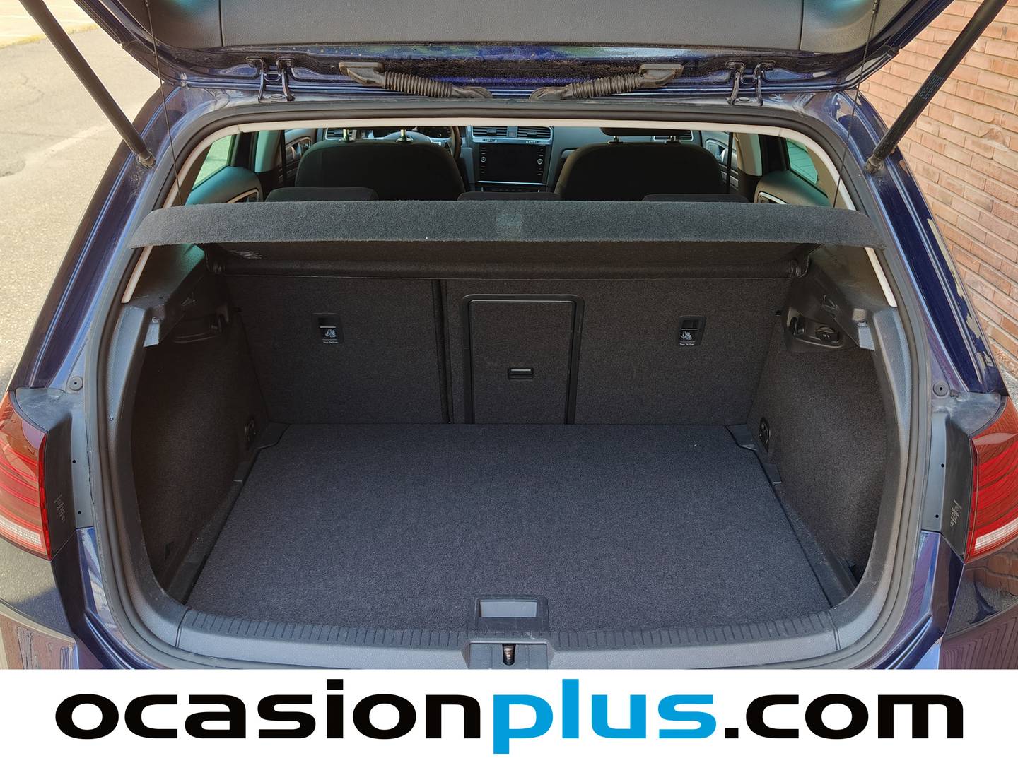 Foto Volkswagen Golf Volkswagen Golf Advance 2.0 TDI (150 CV) DSG