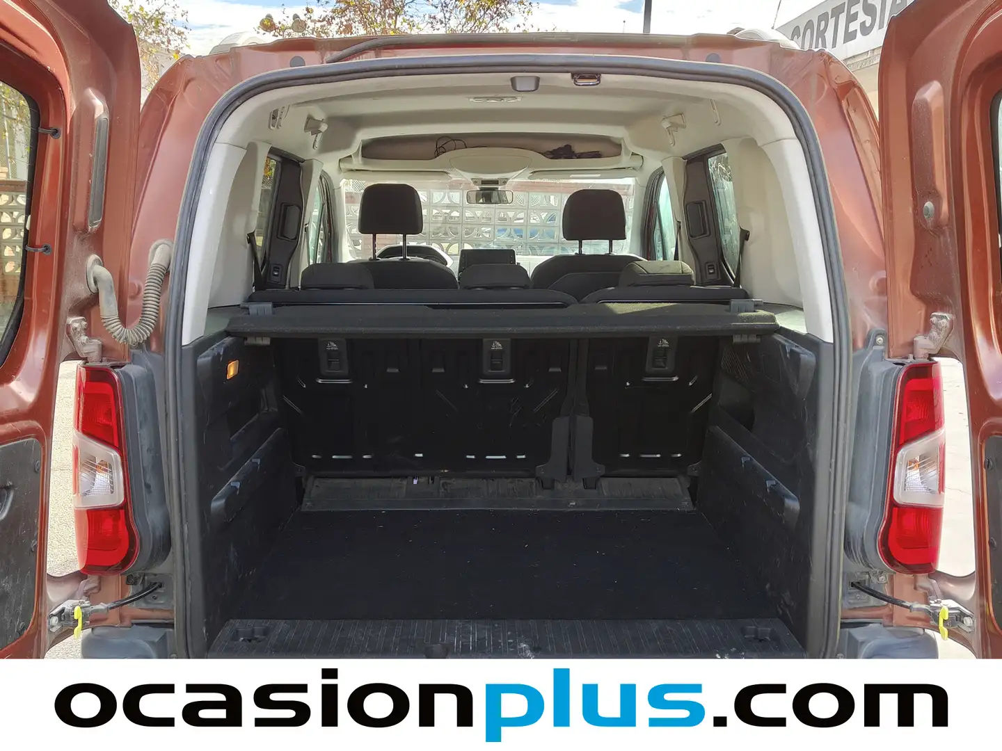 Foto Peugeot Rifter Peugeot Rifter BlueHDi 100 Active Standard Nav+ (100 CV)