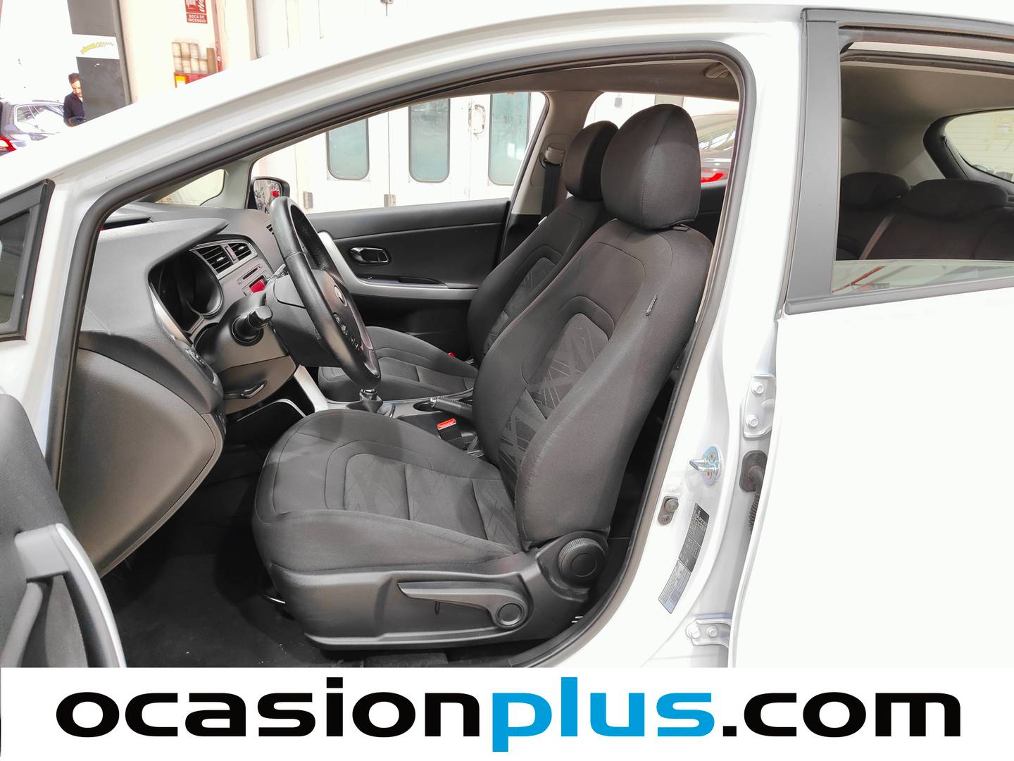 Foto KIA Ceed Kia Ceed 1.4 CRDi WGT Drive (90 CV)