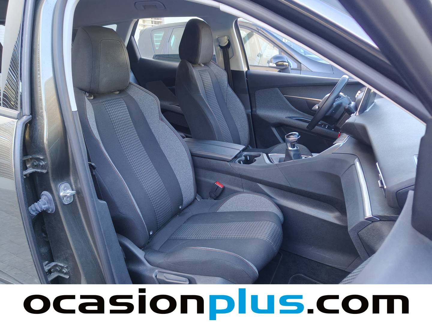 Foto Peugeot 3008 Peugeot 3008 PureTech 130 S&S Style (130 CV)