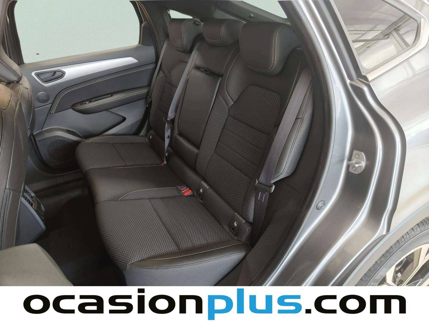 Foto asientos traseros Renault Arkana Renault Arkana Techno E-Tech full hybrid (145 CV)