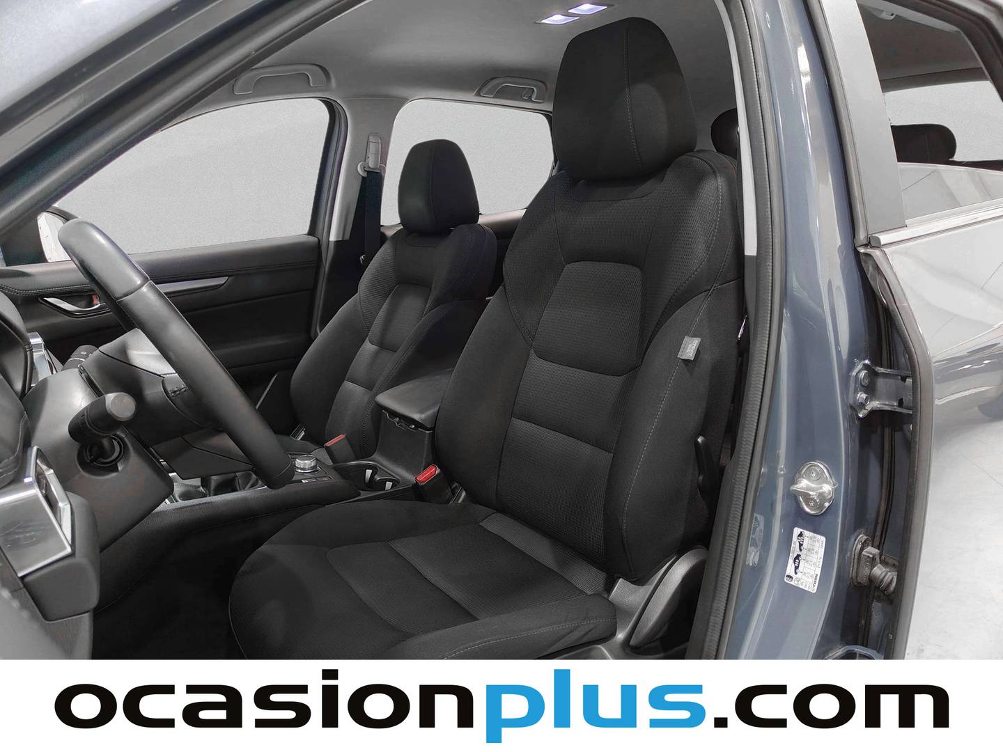 Foto asientos delanteros Mazda CX-5 Mazda CX-5 2.0 E-SKYACTIV-G MHEV Advantage (165 CV)