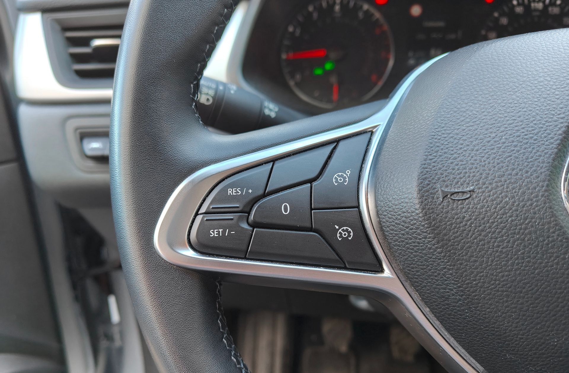 Renault Captur Evolution TCe - foto 23