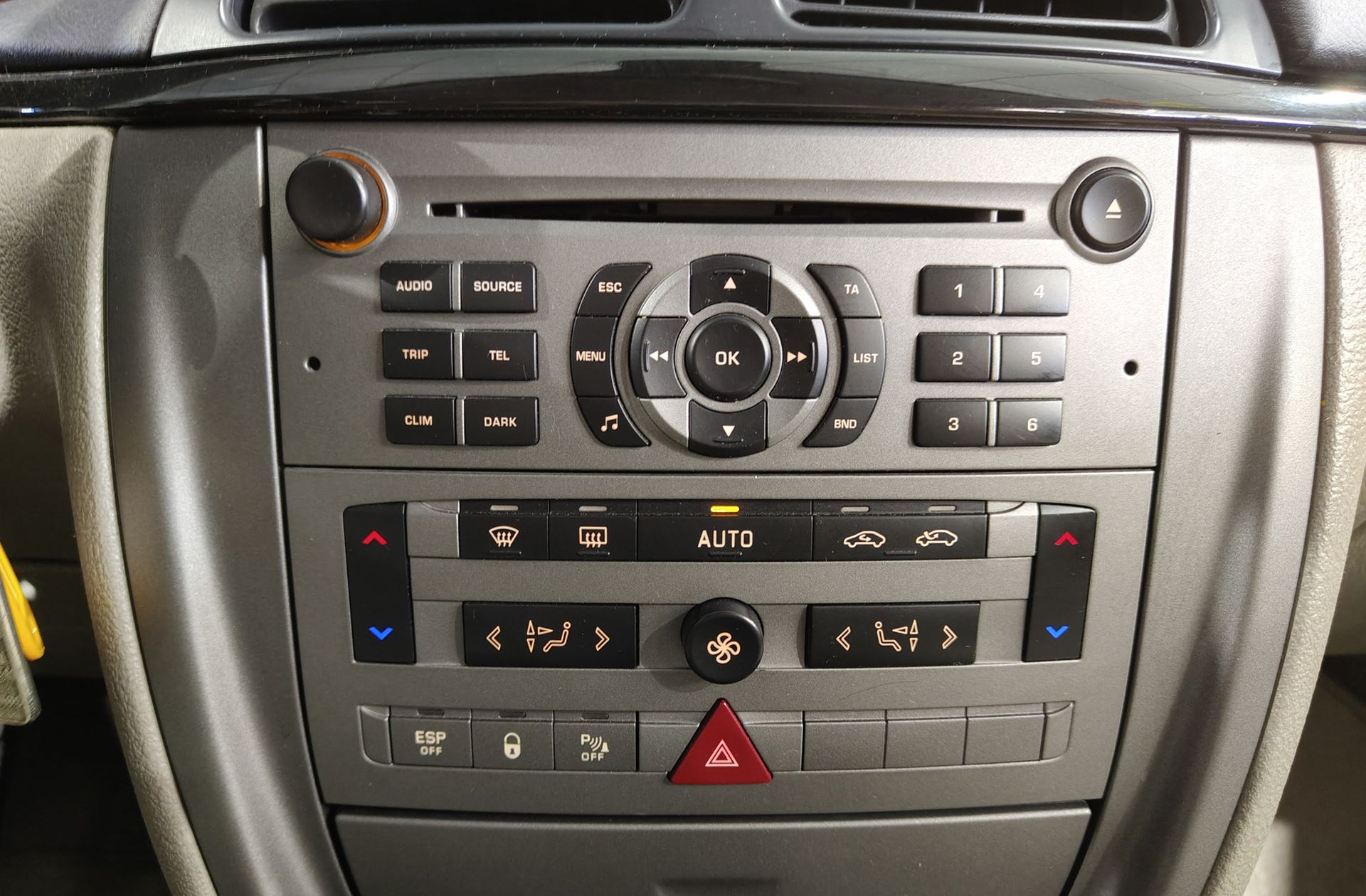 Citroën C5 1.8i 16v Premier - foto 22