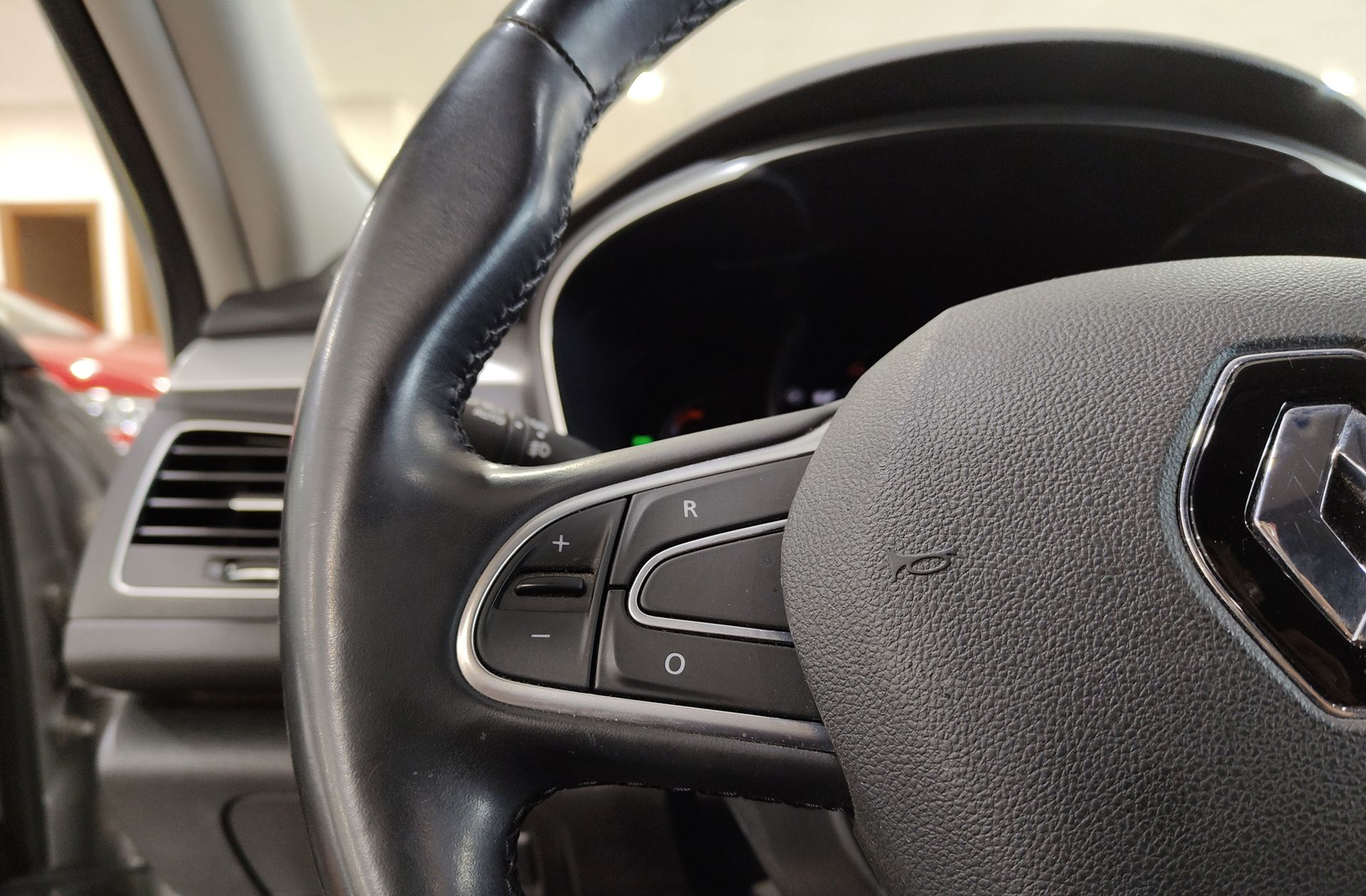 Renault Talisman Limited Energy dCi EDC - foto 30