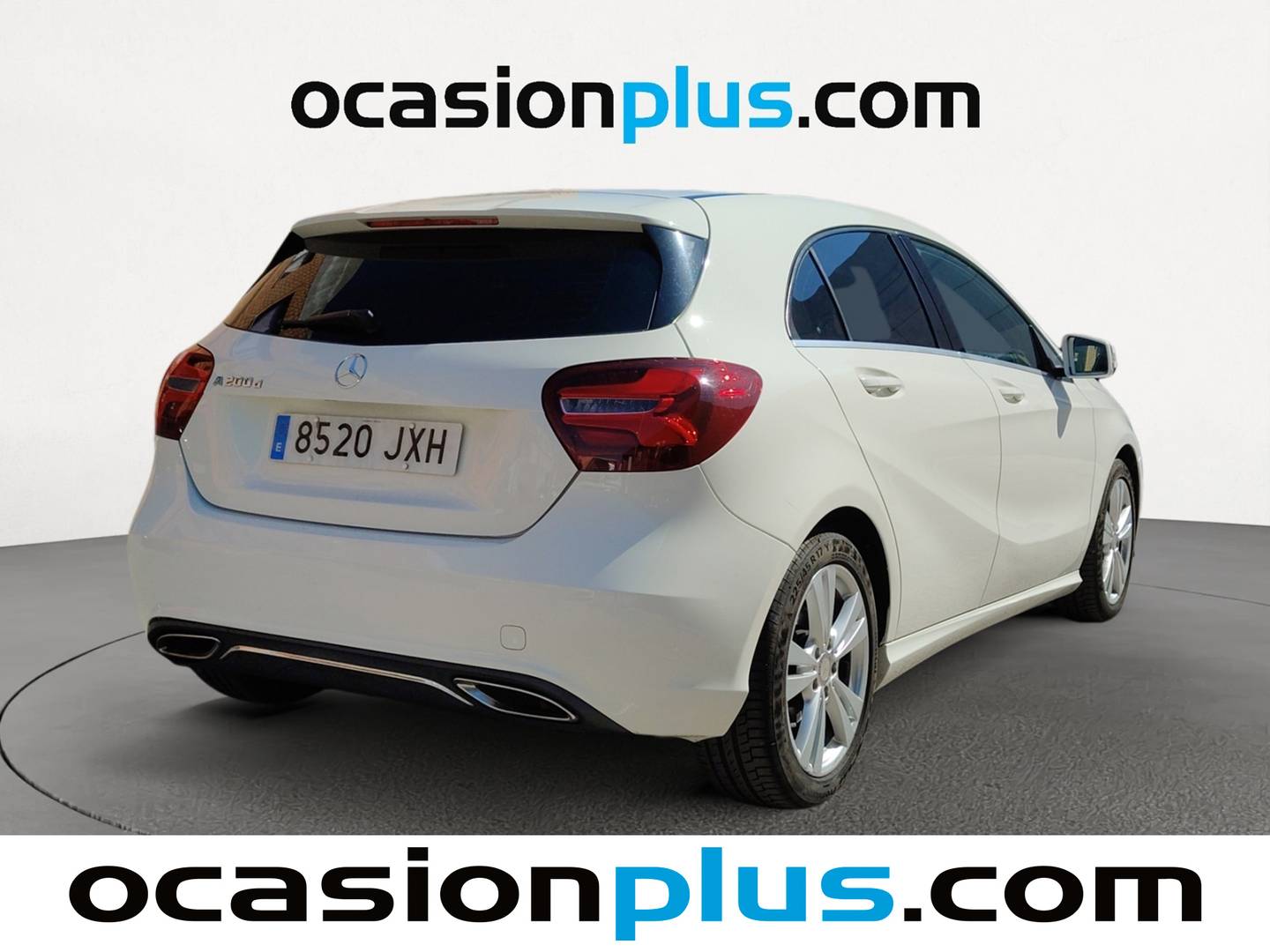 Foto trasera Mercedes Clase A Mercedes Clase A 200 d (136 CV) derecha