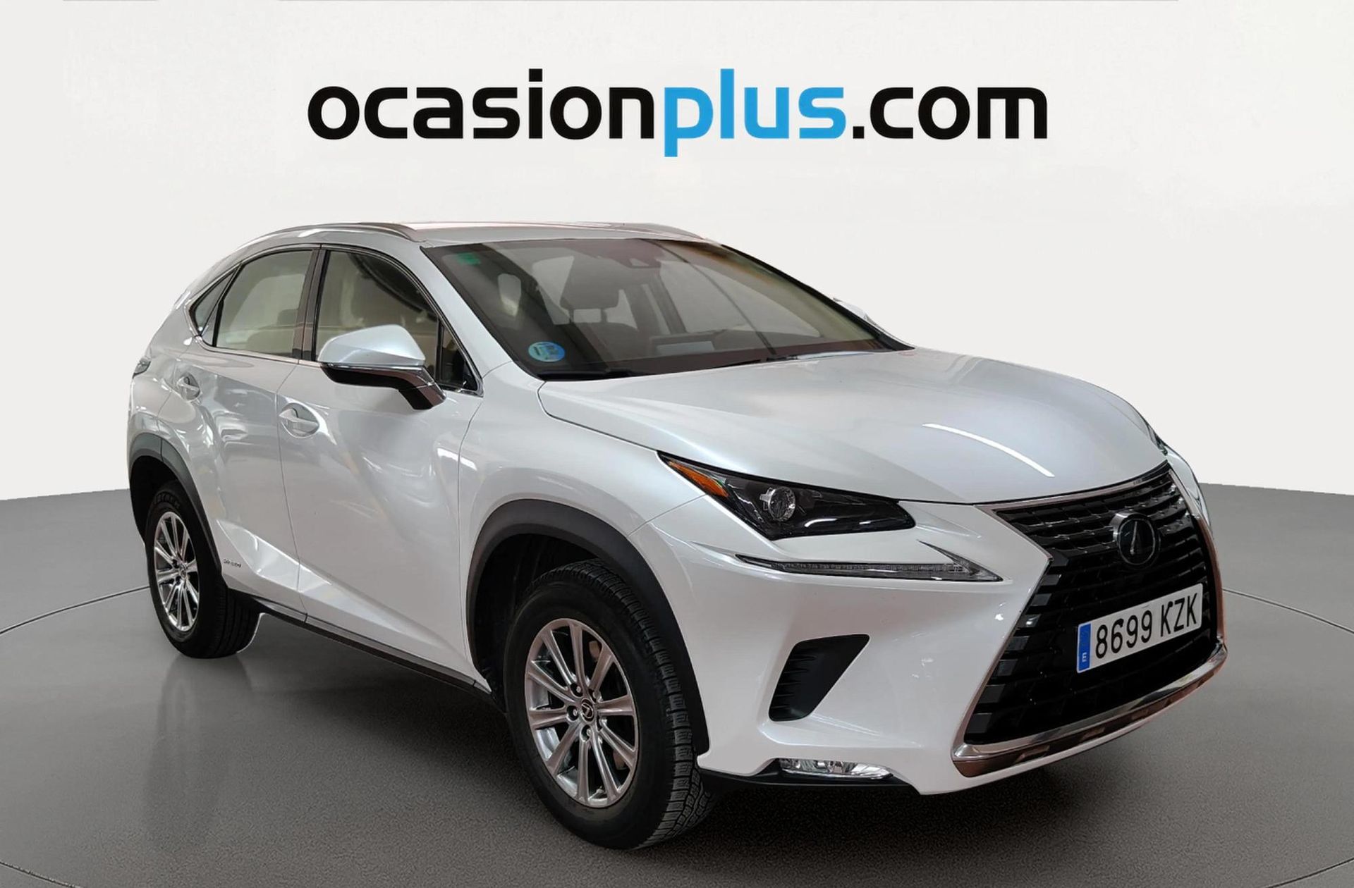 Lexus NX 300h Business Navigation 2WD - foto 2