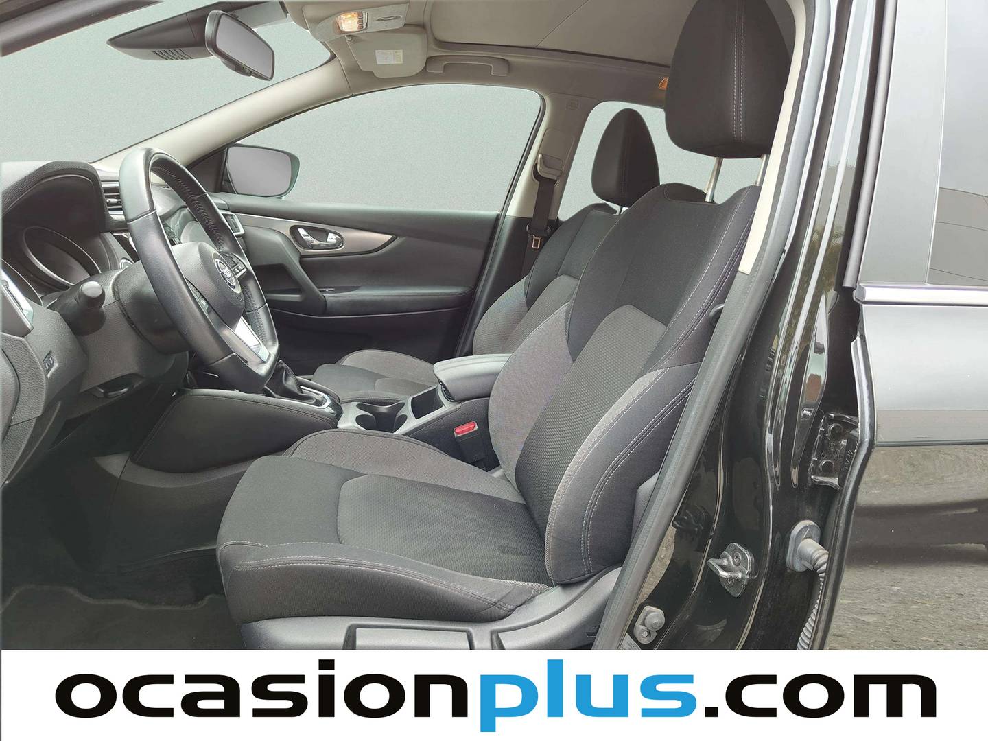 Foto asientos delanteros Nissan QASHQAI Nissan Qashqai DIG-T 160 N-Connecta 4x2 DCT (160 CV)