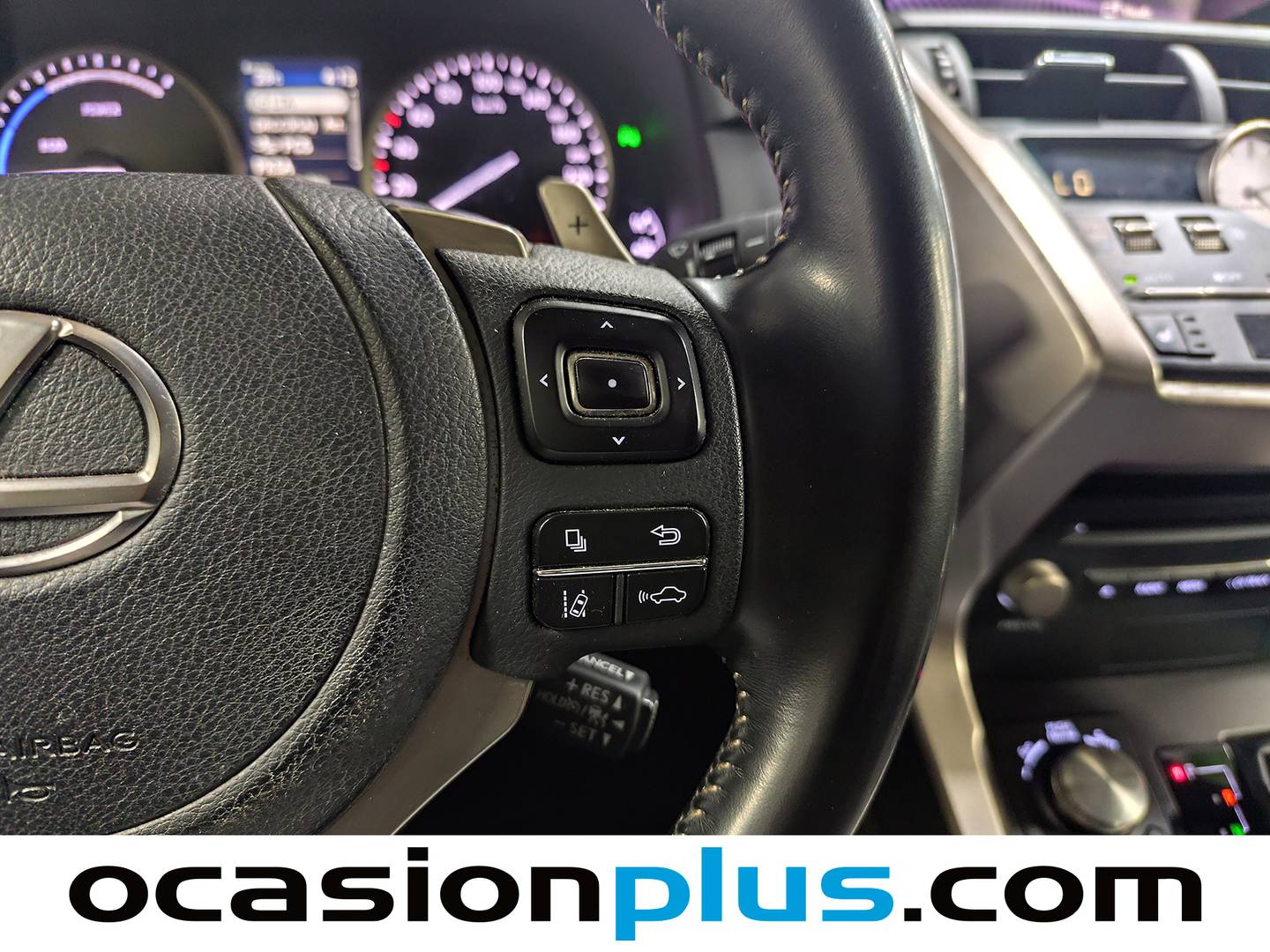 Lexus NX Lexus NX 300h Premium 2WD (197 CV) al mejor precio