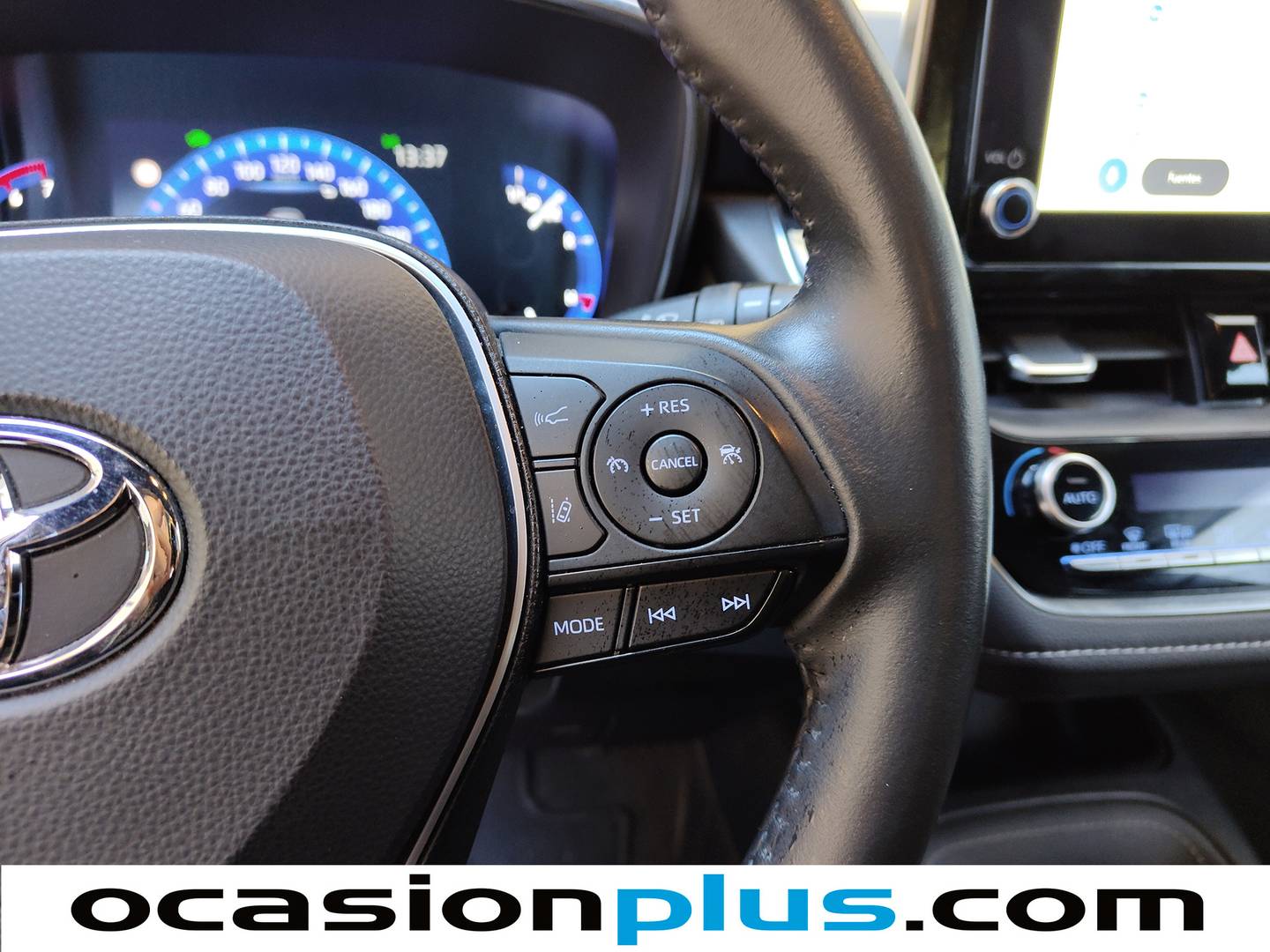 Foto Toyota Corolla Toyota Corolla 140H Style (140 CV)