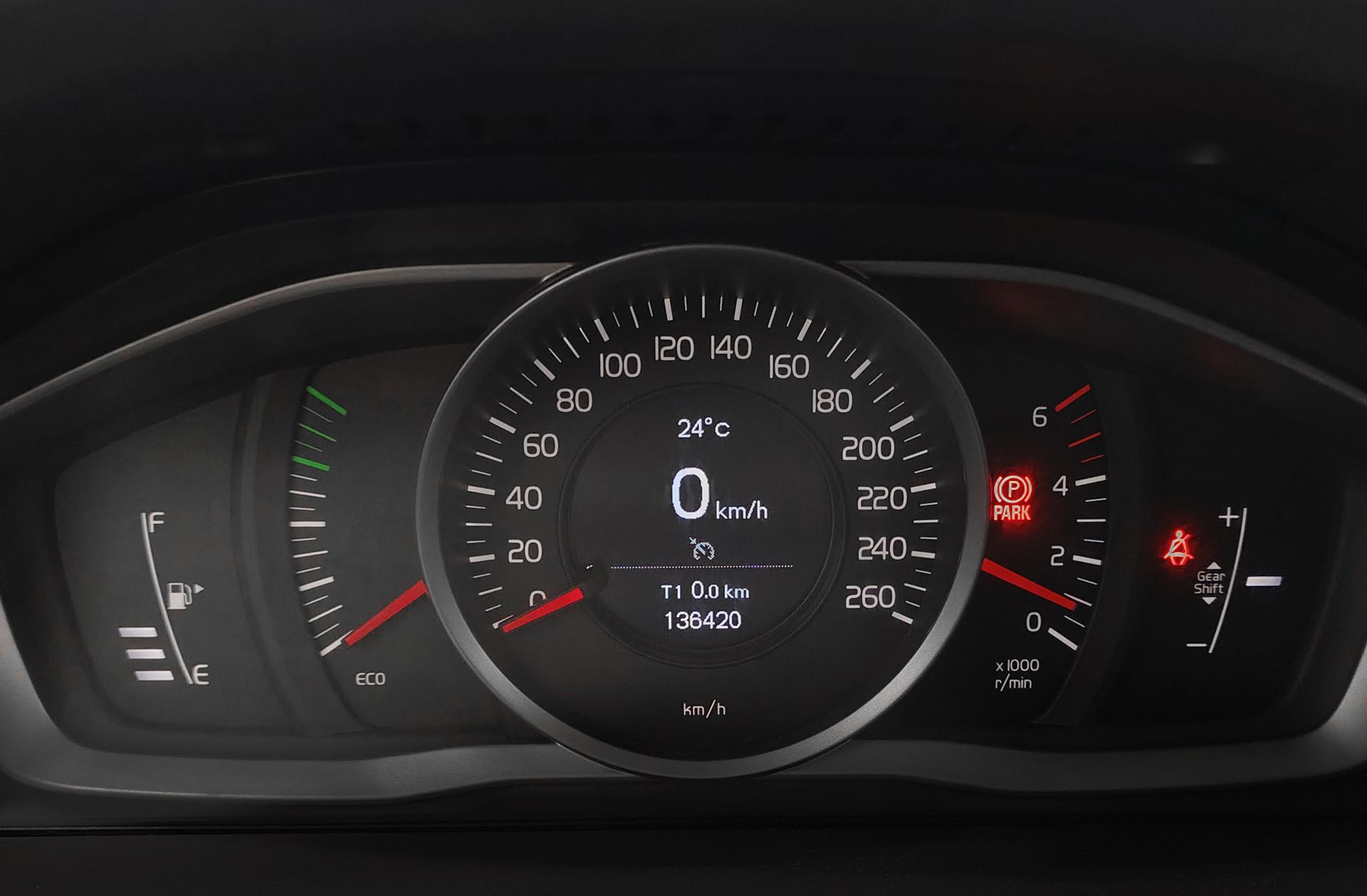 Volvo XC60 D3 Kinetic - foto 22